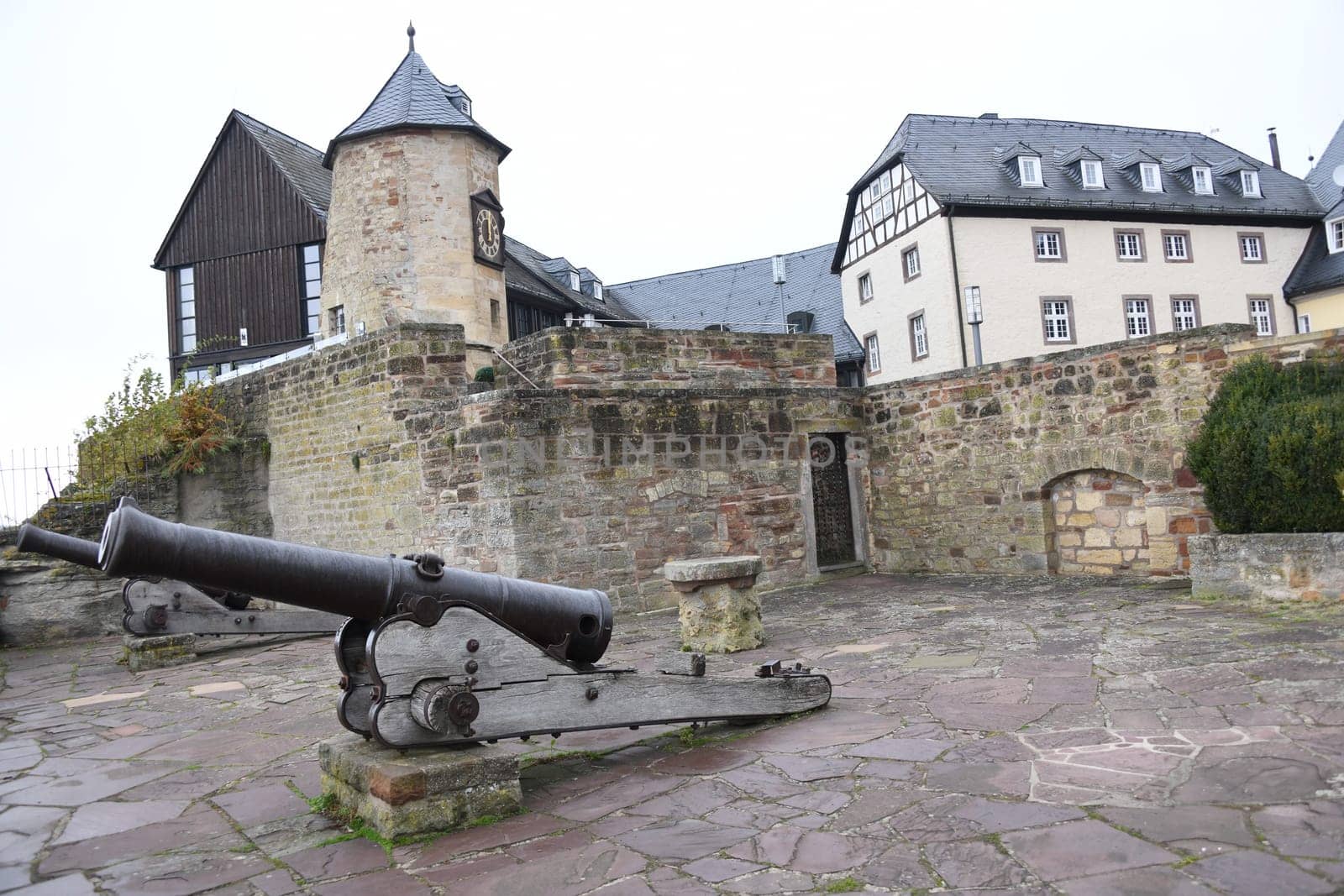 Waldeck Castle is a castle complex from the 12th century. From the castle there is a view of the Edersee,Ederseetalsperre and the Kellerwald.