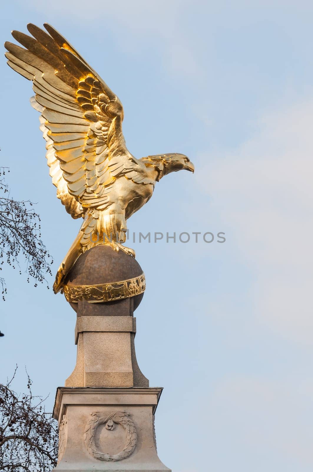 The gold eagle in london along the thames river