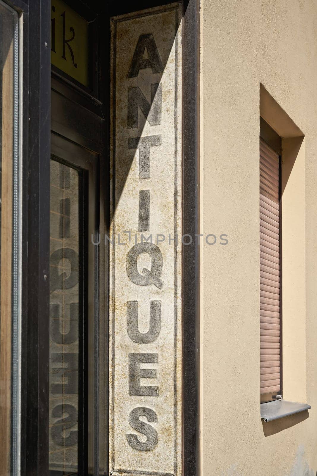 Store for antiques in the historic old town of Wittenberg in Germany