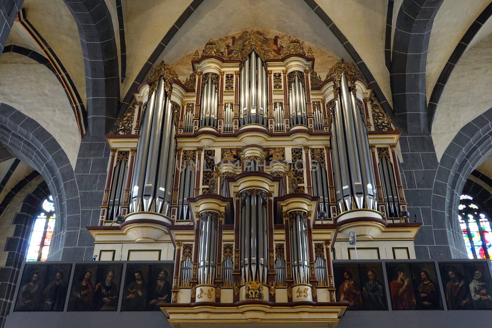 Innenansicht der evangelischen St. Blasius Kirche - Orgelprospekt, Niedersachsen, Deutschland, Hannoversch Münden