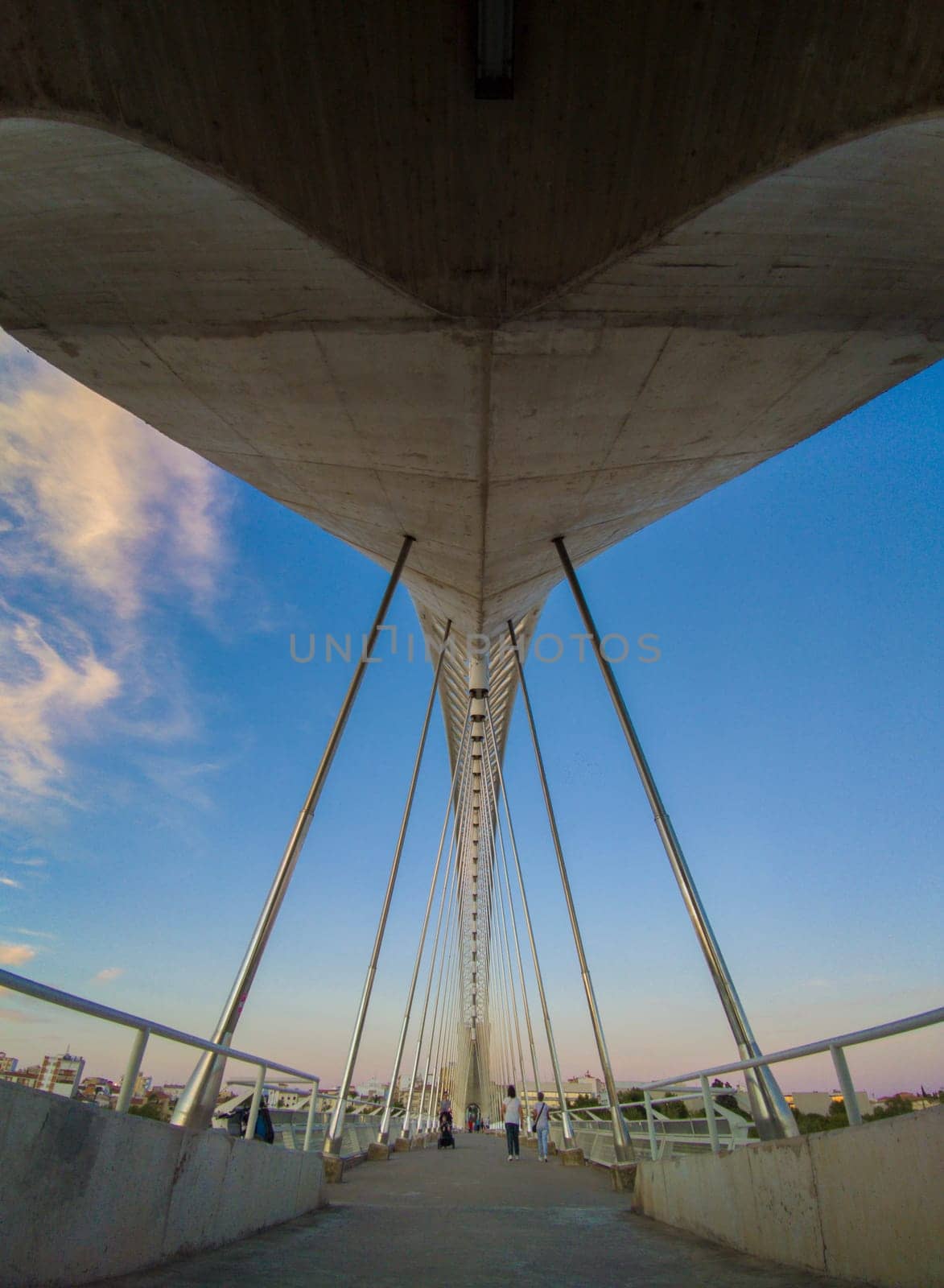 Lusitania Bridge pedestrain lane, Merida, Badajoz, Extremadura, Spain. Built over the Guadiana River in 1991