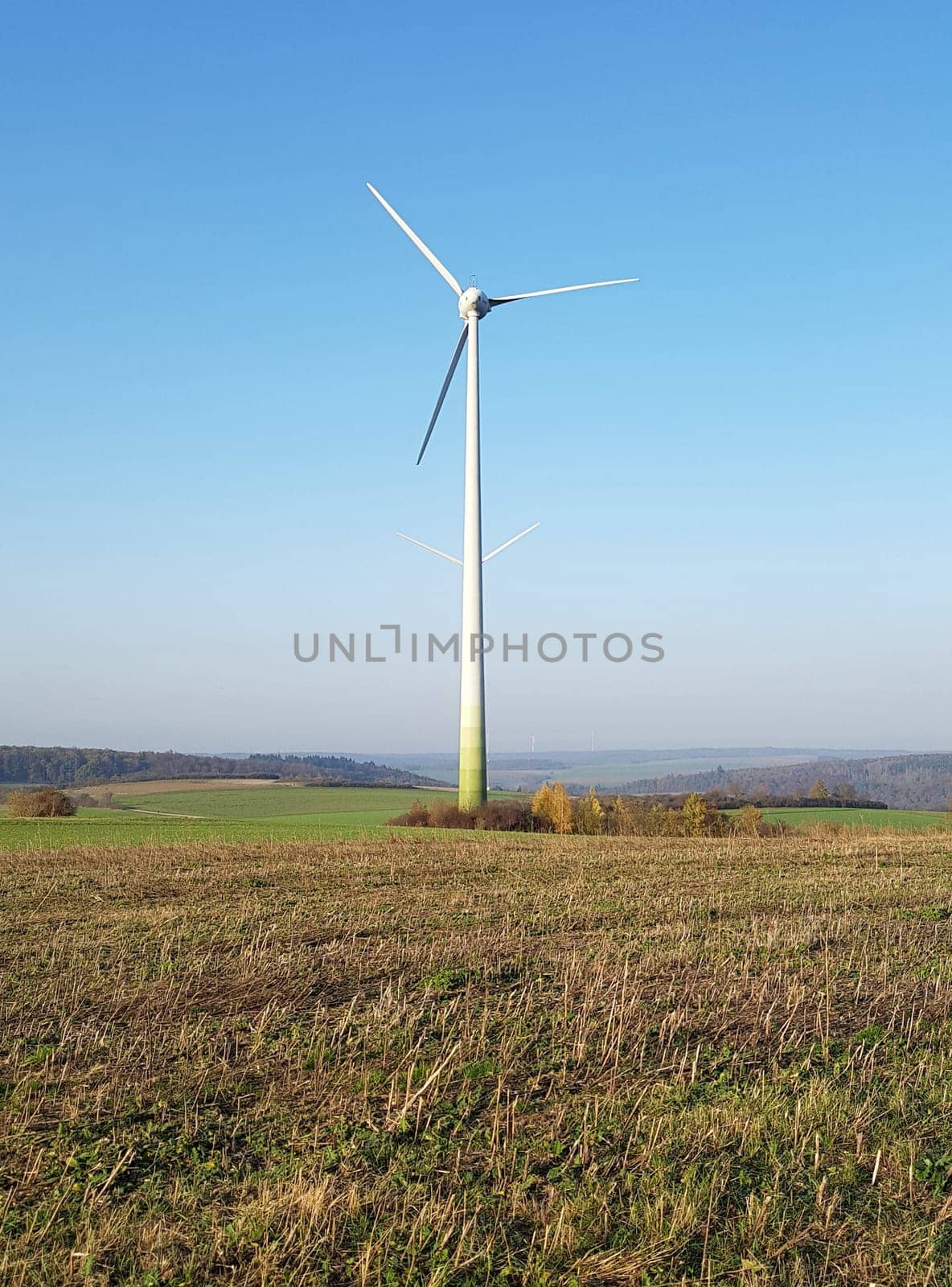 Wind turbines are sustainable power generators that are powered by the wind and provide clean electricity. Wind turbines are sustainable power generators that are driven by the wind and deliver clean electricity.