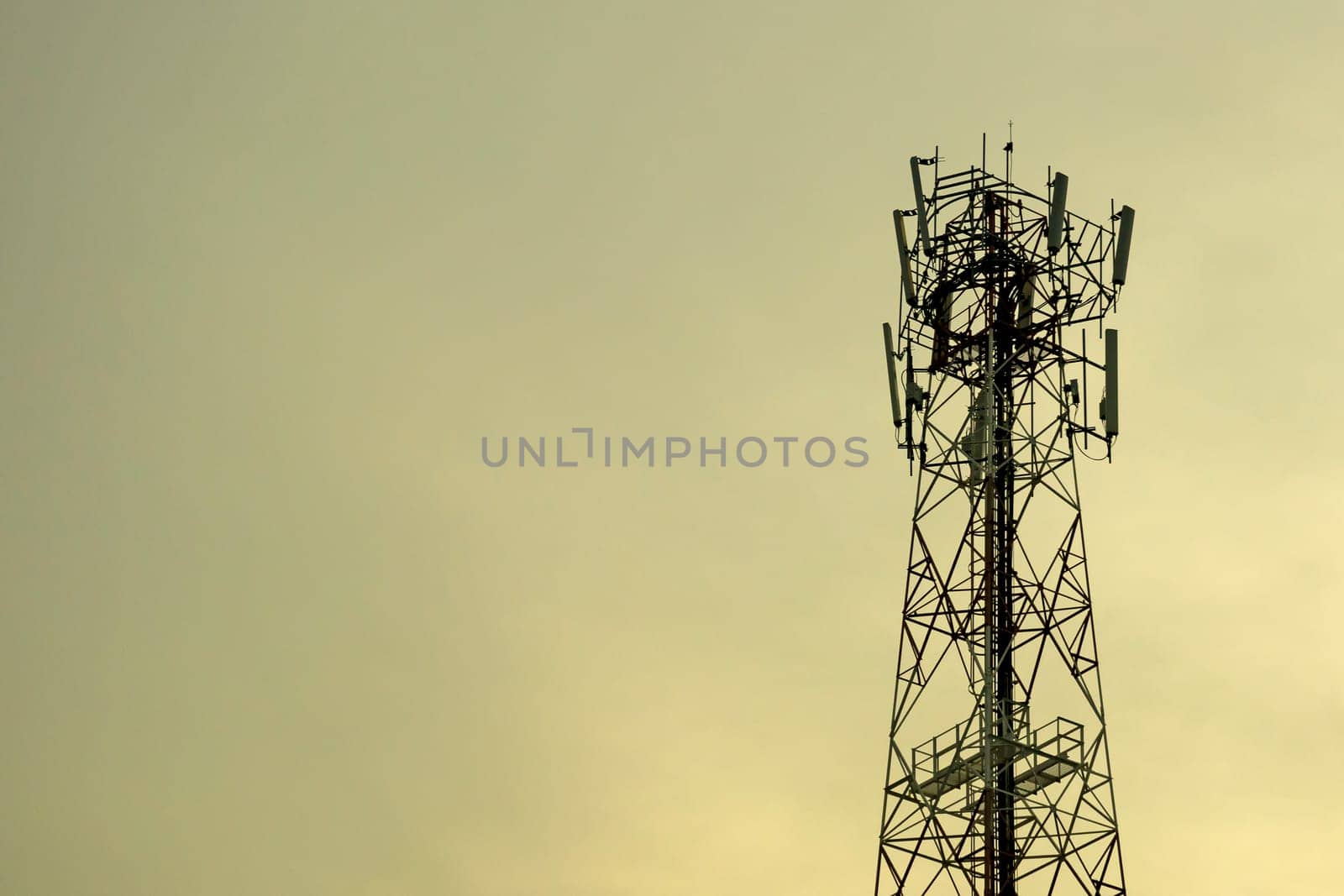 Mobile phone communication tower transmission  signal  leash