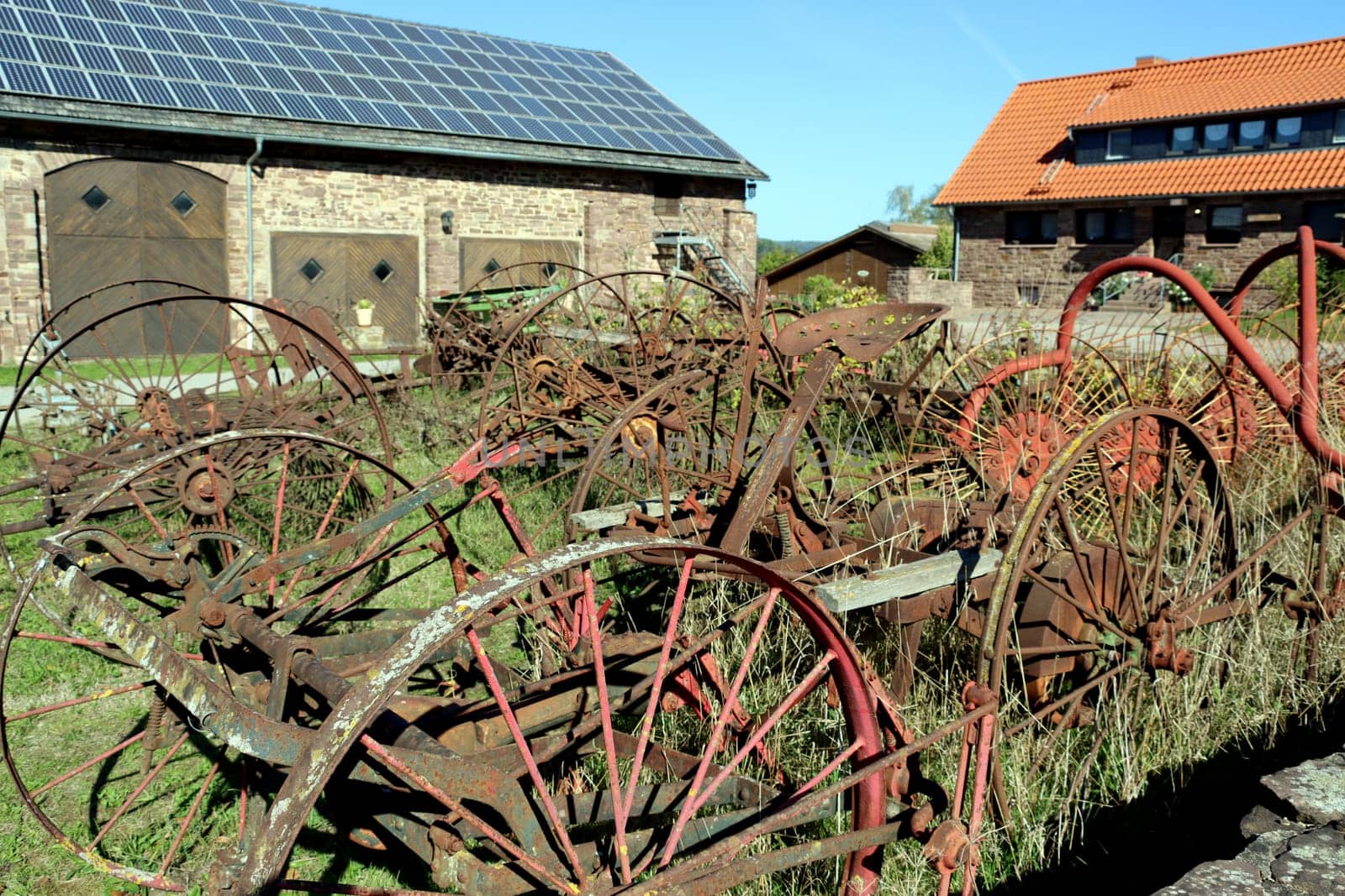alte Landmaschinen des LandMuseum im Wasserschloss Wülmersen, Hessen, Deutschland, Trendelburg