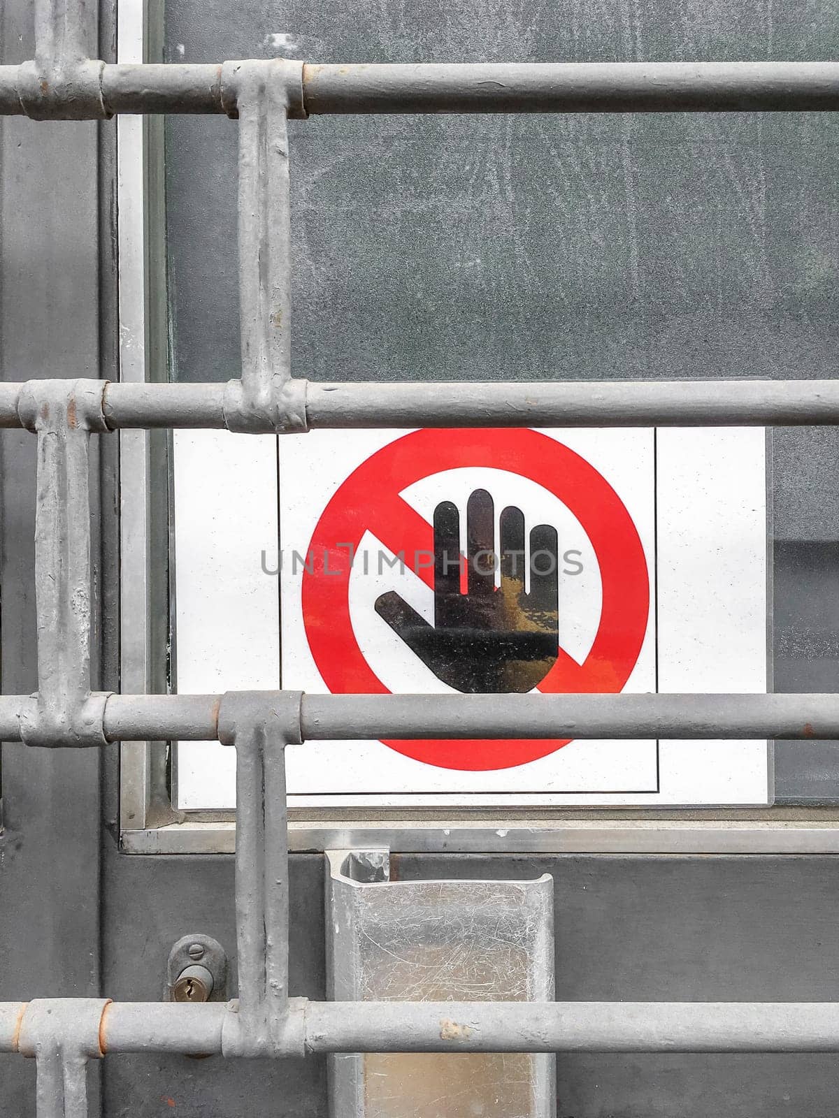 Poster of the Forbidden zone. Unauthorized persons are not allowed to enter the factory.