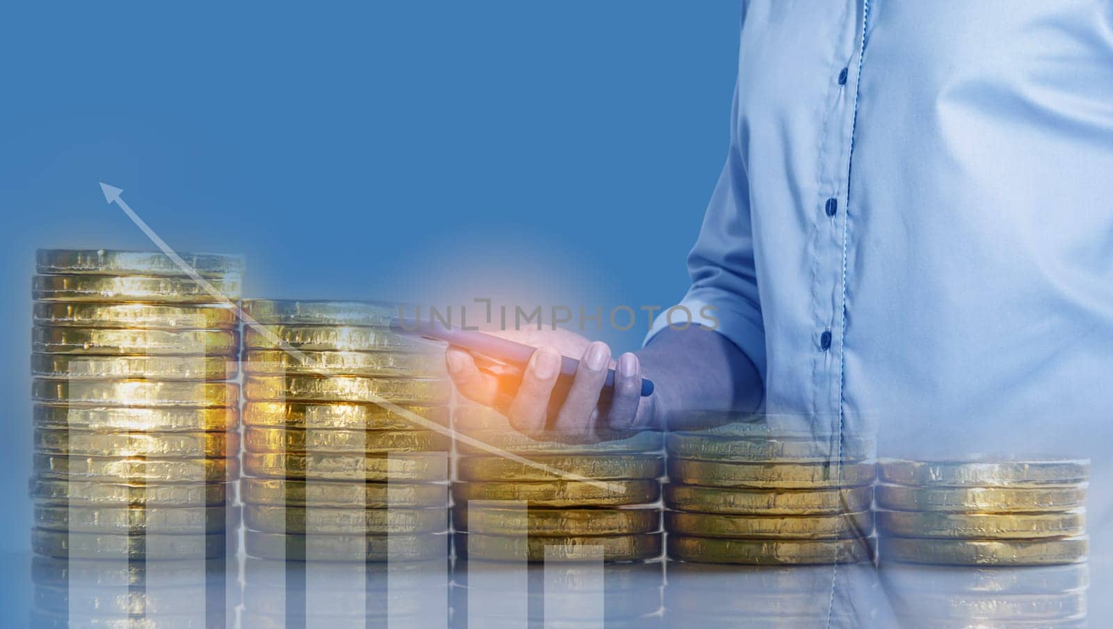 Duoble Exposure, Money and financial concept, Online Banking Savings Concept, Online Investment Savings, Online Stock Investors, Internet Financial Transactions