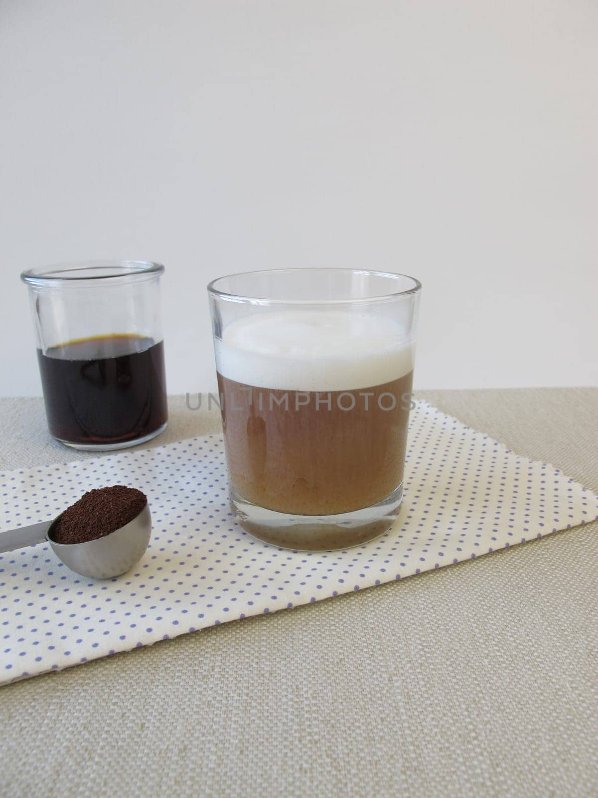 Cold brewed coffee with milk foam