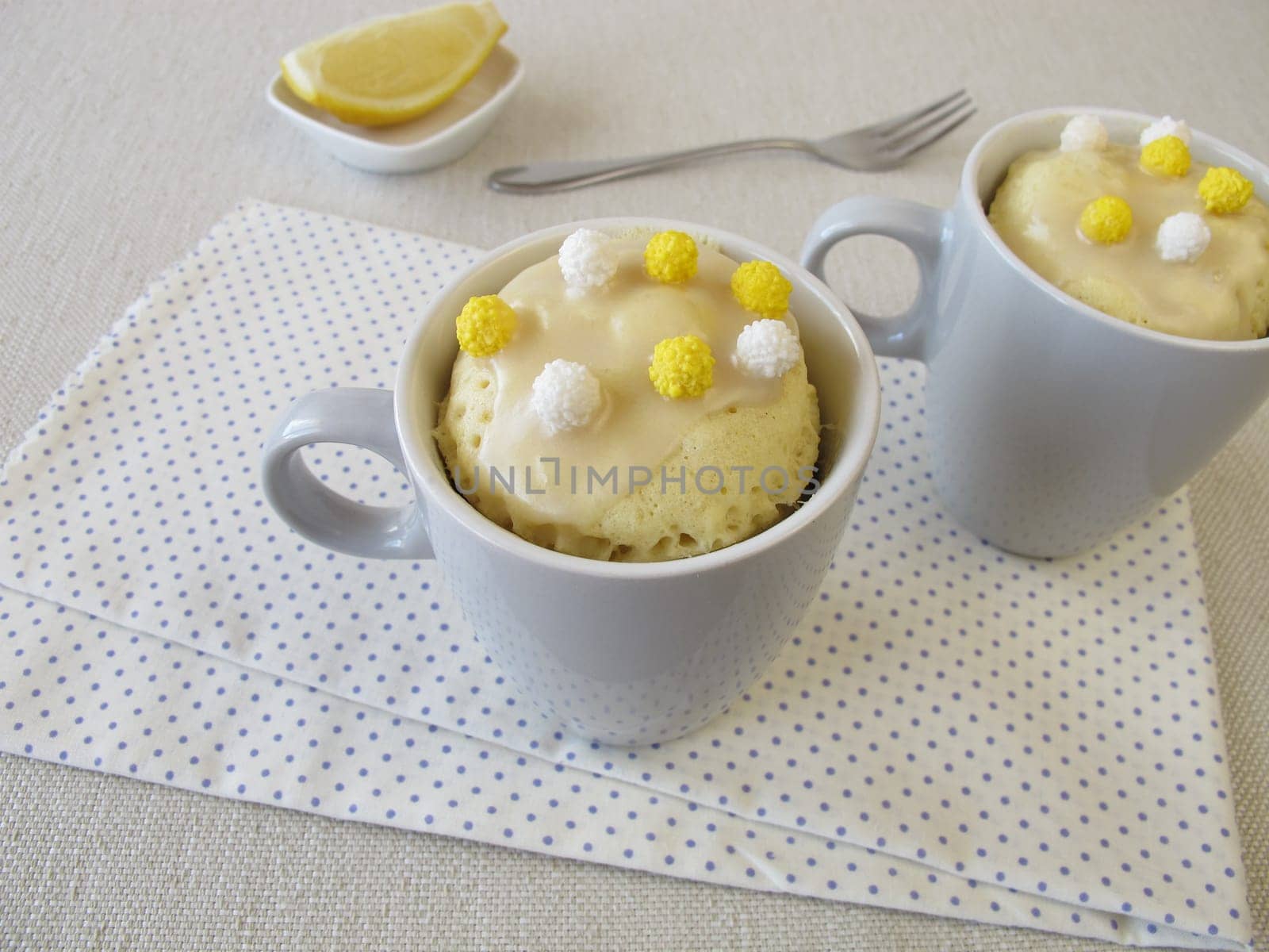 Lemon Mug Cakes with icing