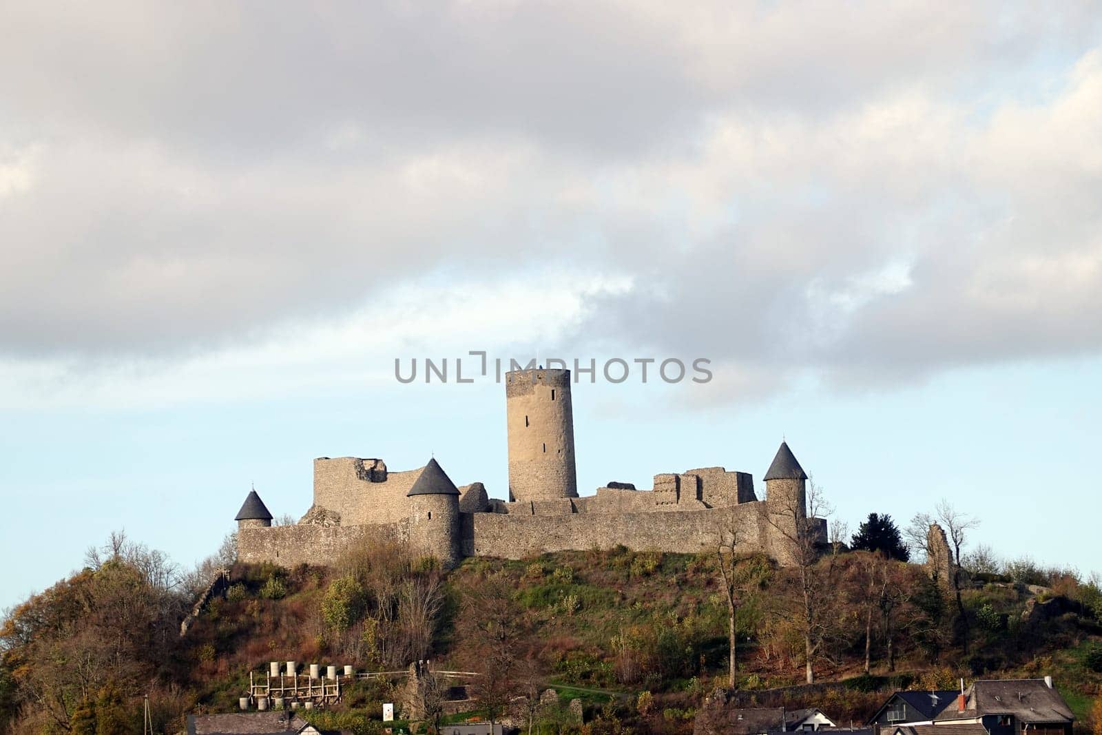 Nürburg im gleichnamigen Ort in der Eifel, Rheinland-Pfalz, Deutschland