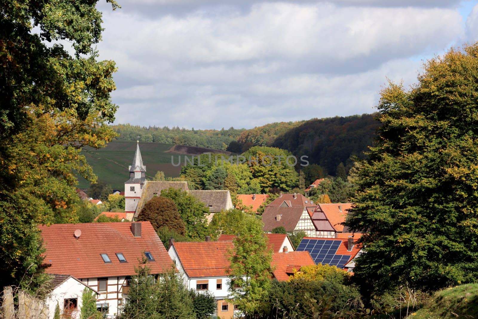 Blick auf Gottbueren im Reinhardswald, Hessen, Deutschland, Trendelburg