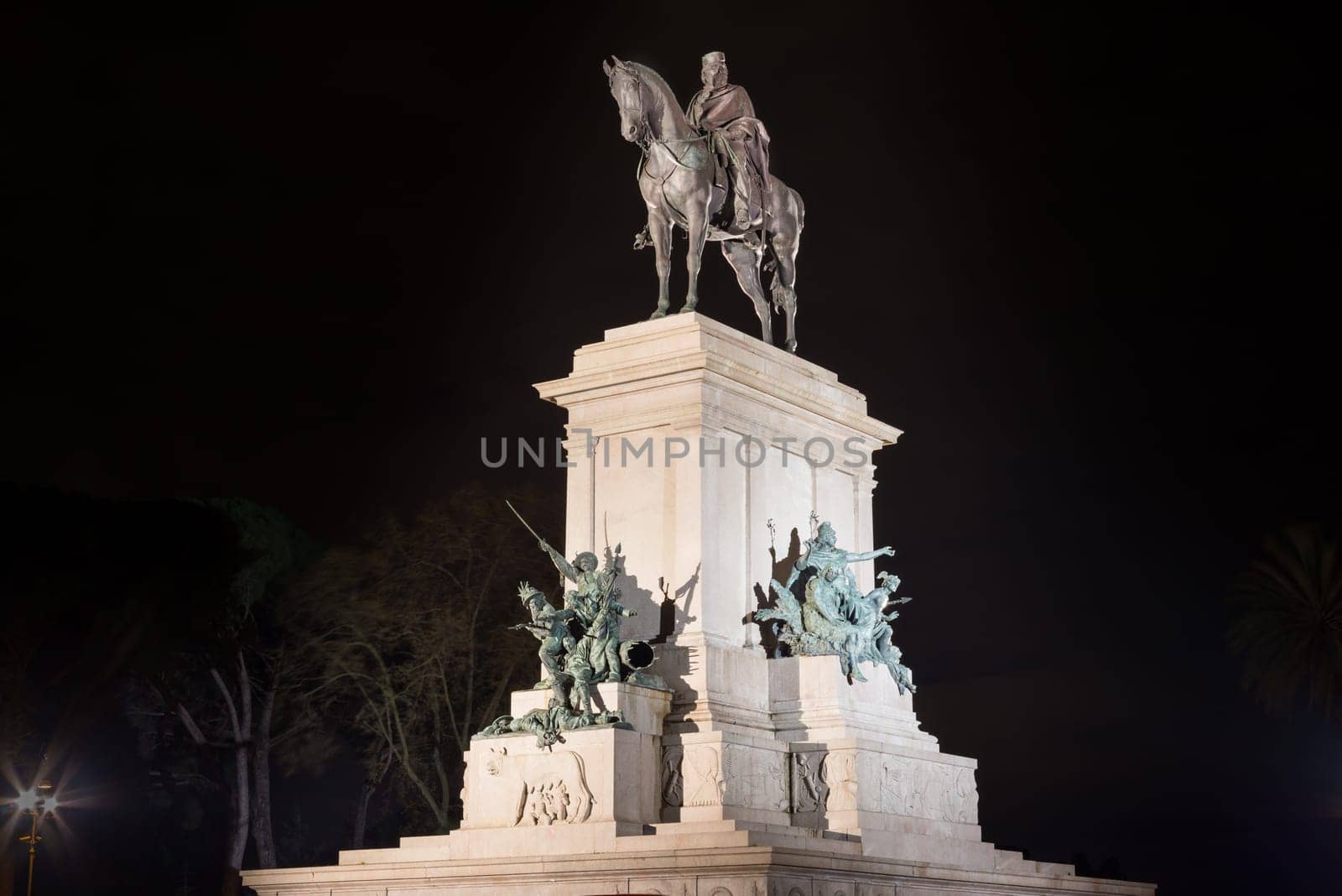 The Garibaldi statue in Rome by night