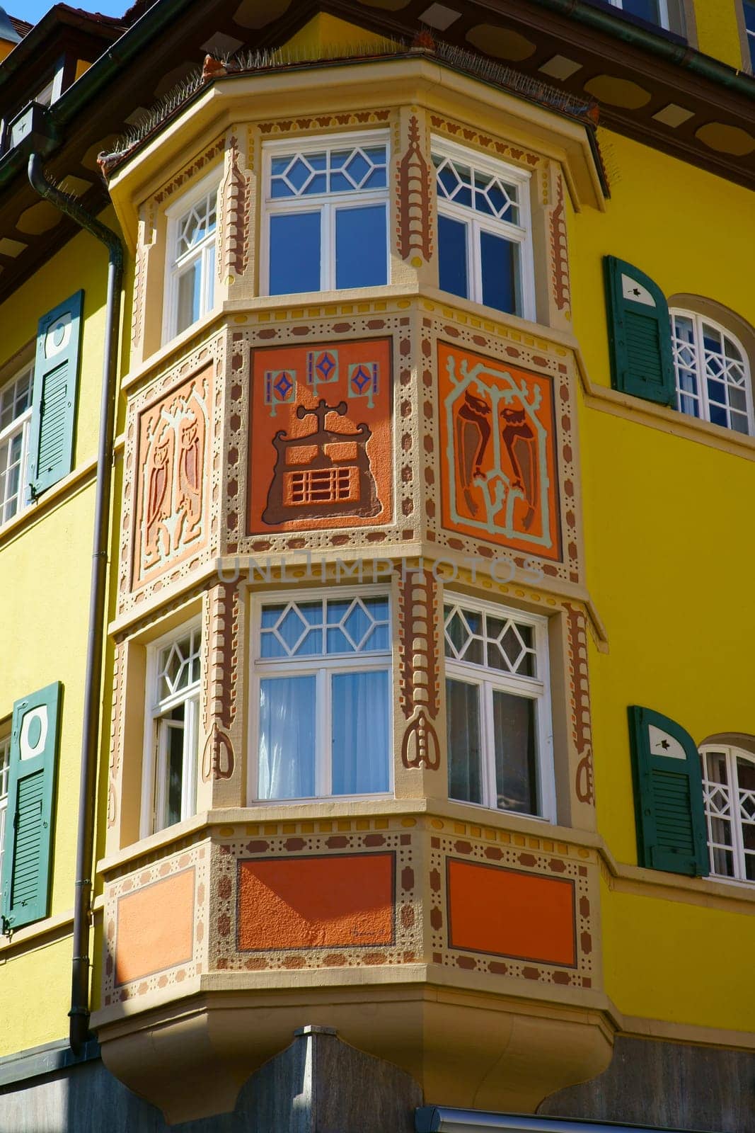 Bay rife with ornamantes at the house in Rottweil