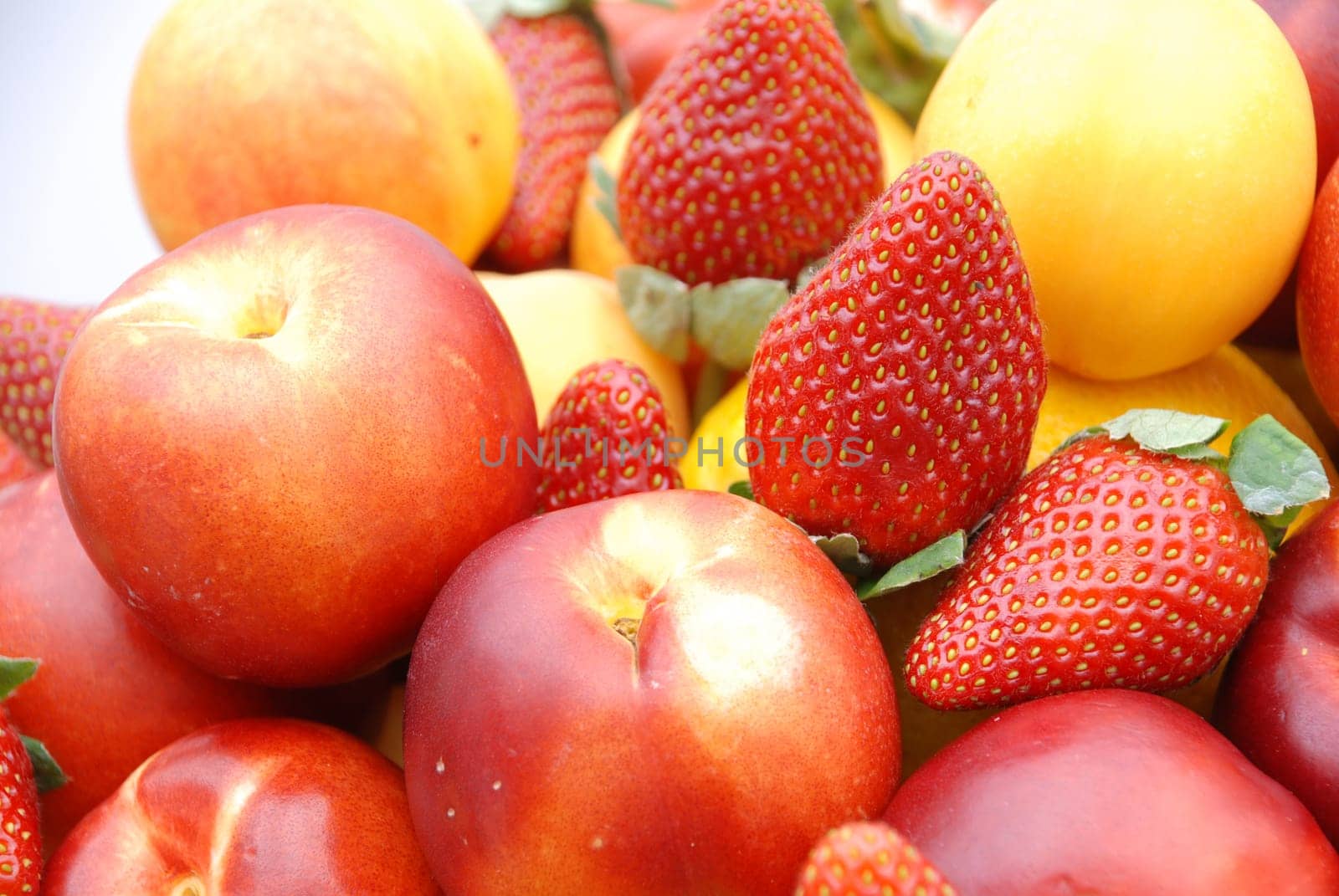 Mix fresh fruits