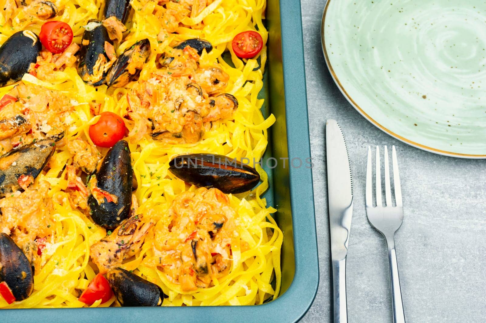 Pasta spaghetti with seafood. Cooking mediterranean food