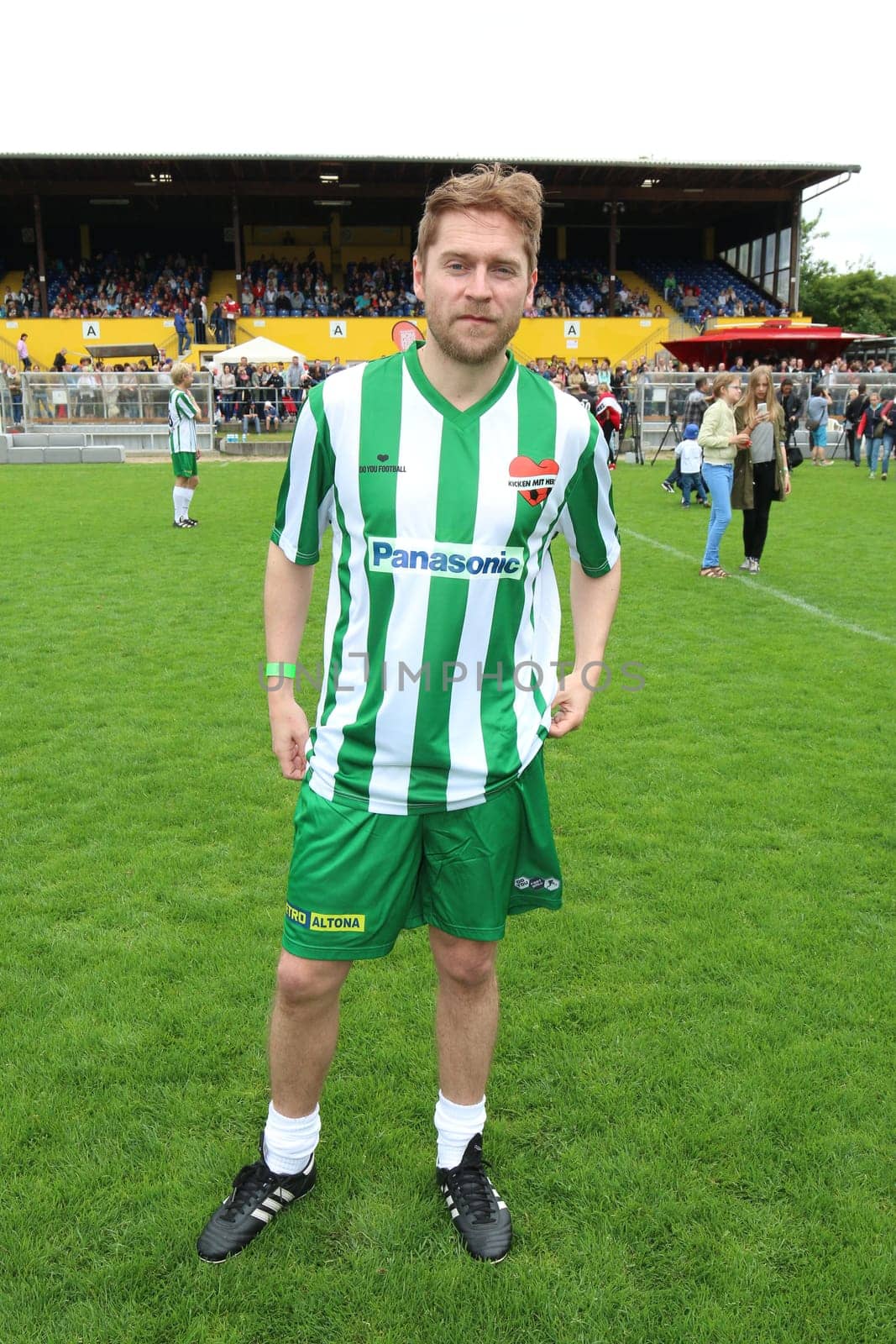 Johannes Oerding,The charity football game Kicking with heart at the Stadion Hoheluft,Hamburg,14.06.2015