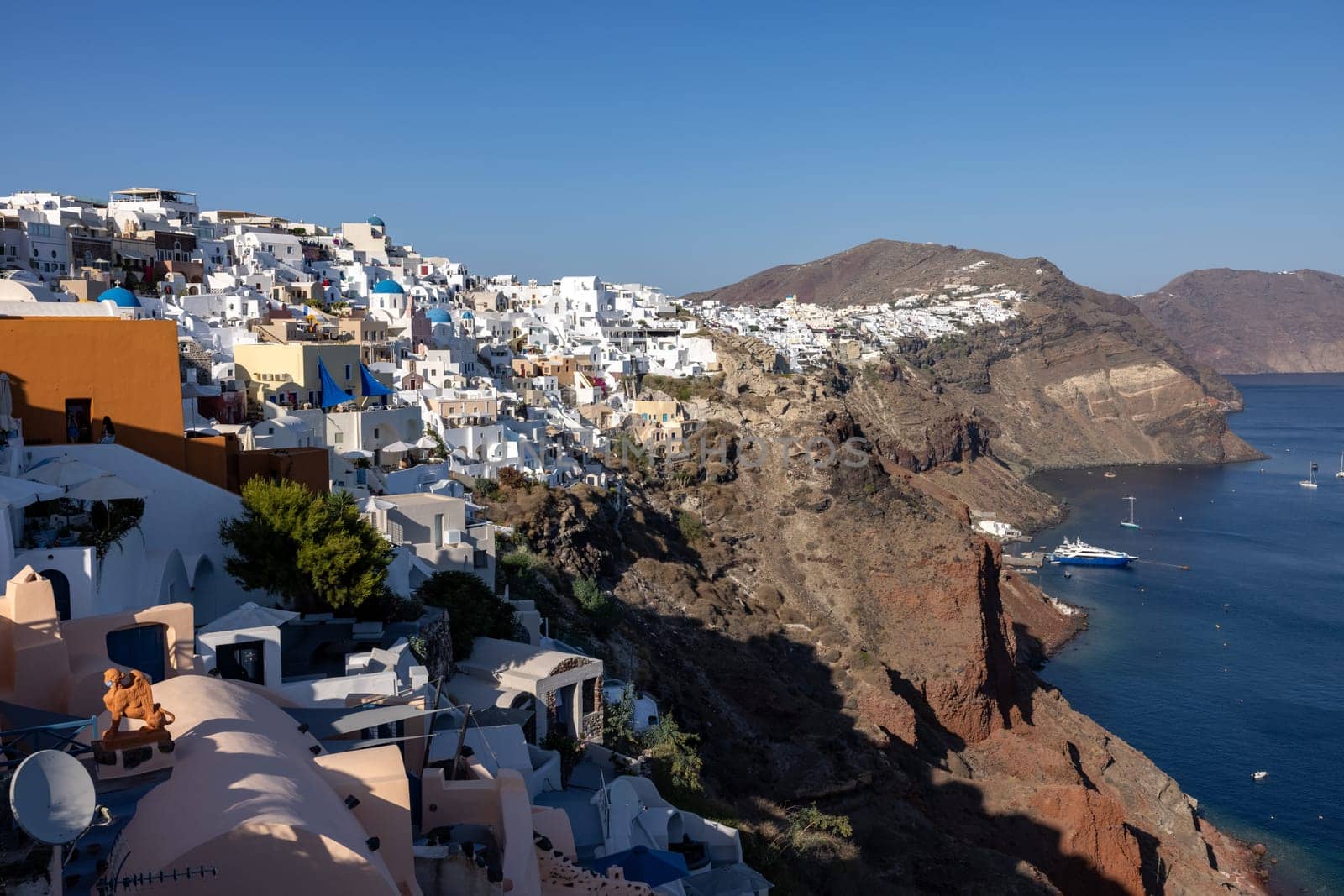 Whitewashed houses in Oia on Santorini island, Cyclades, Greece