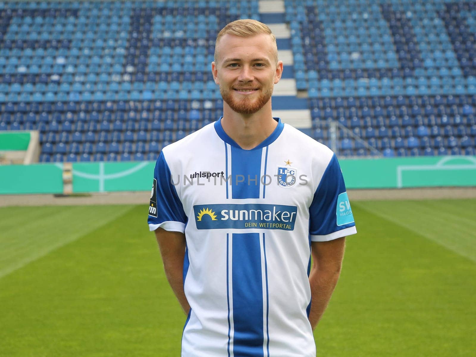 deutscher Fußballer Korbinian Burger 1.FC Magdeburg DFB 3.Liga Saison 2020-21