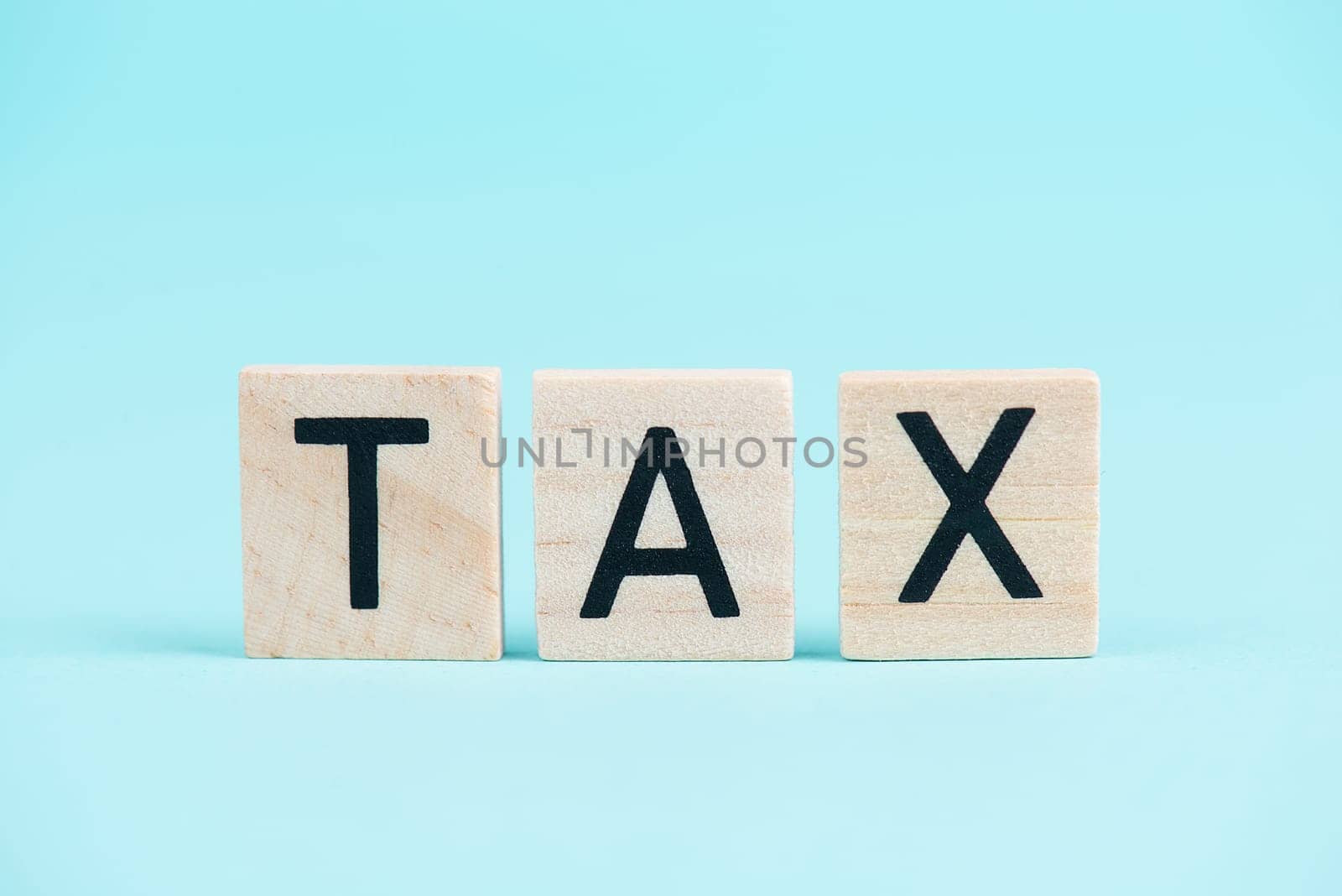 Tax time, taxation law, deadline for payment, financial income, business concept