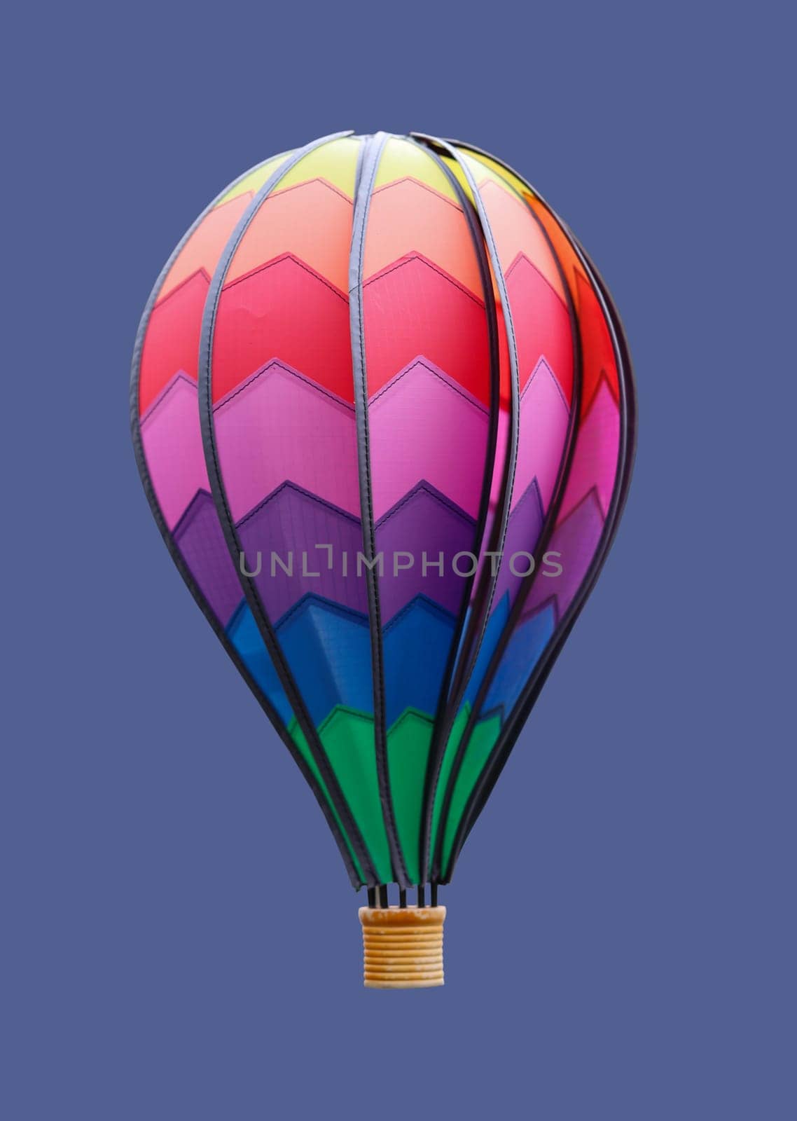 Wind chime, wind chime balloon, a balloon that can turn in the wind. A decorative element.