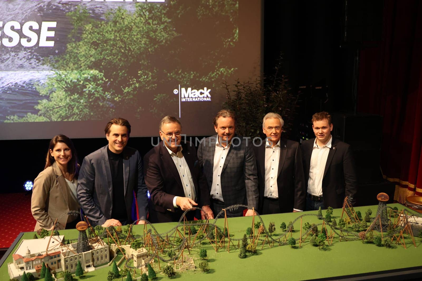 The model has already been completed,in the coming year 2024 the operator family Mack from Europapark Rust wants to open the new coaster with the representatives from Croatia - Europapark Rust at the press conference for the season opening 2023
