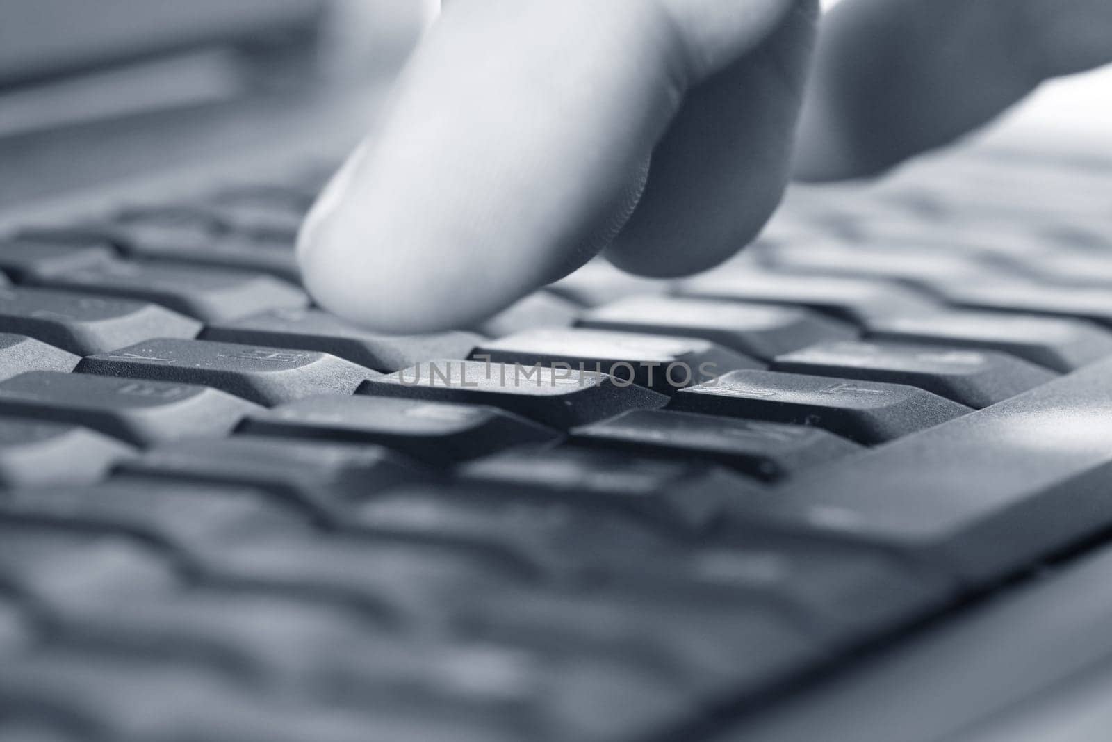 finger press notebook button concept