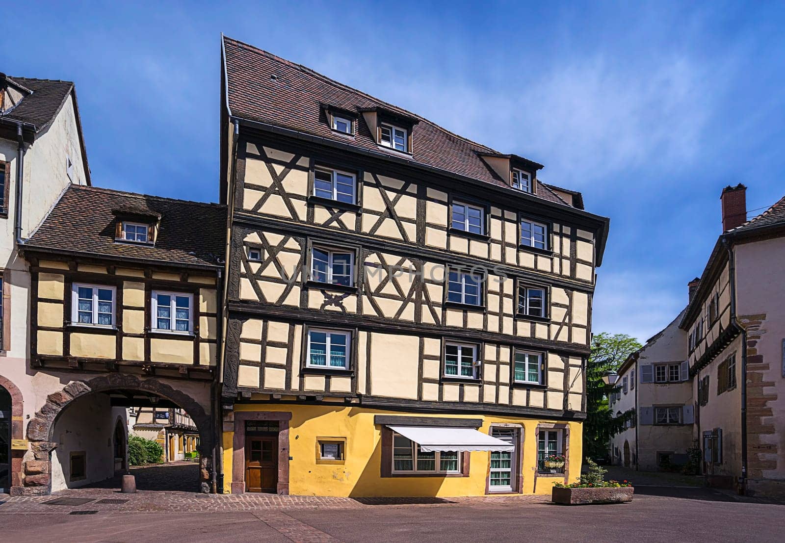 Medieval bar houses