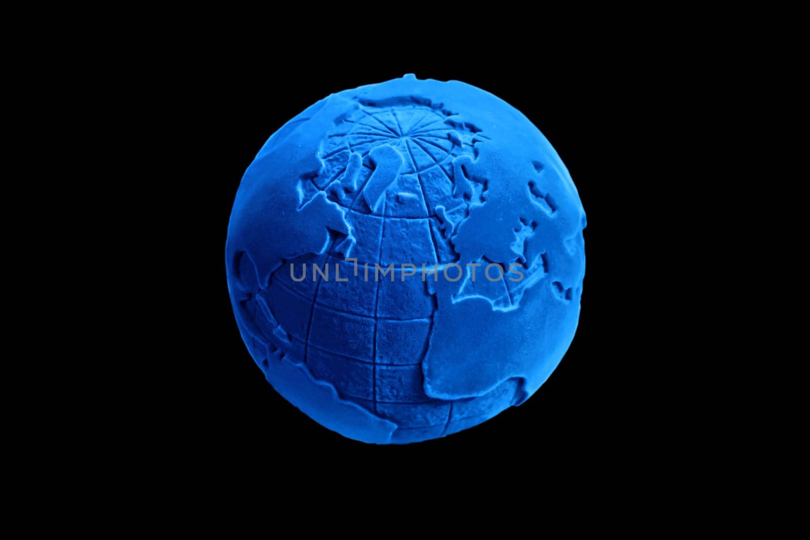 Picture of a globe. The globe. An artificial representation of the earth.