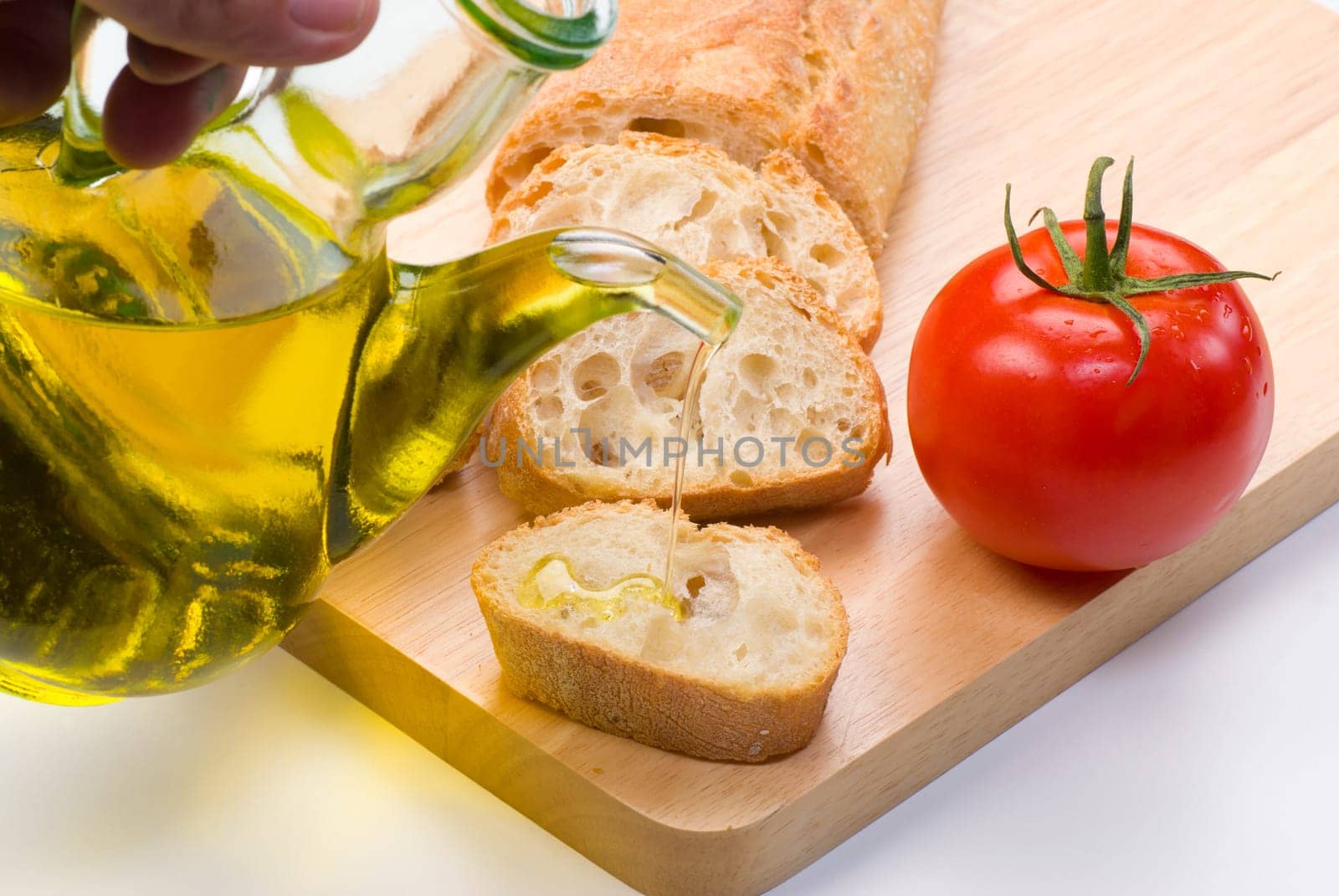 Mediterranean ingredients: simple, tasty and healthy food staples