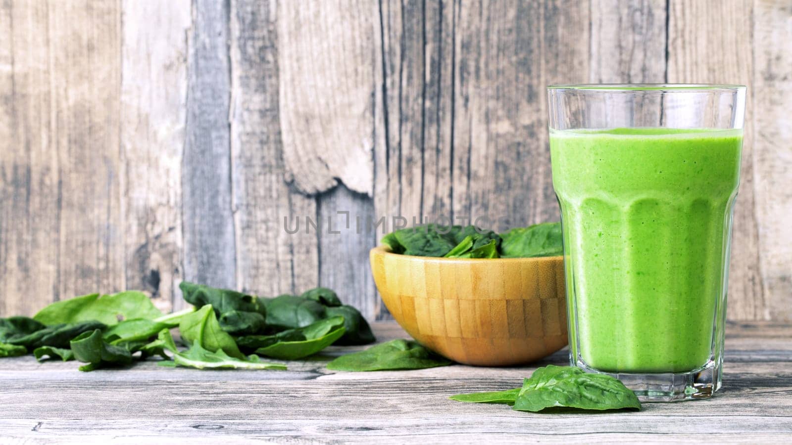 Green smoothie with fruits and vegetables