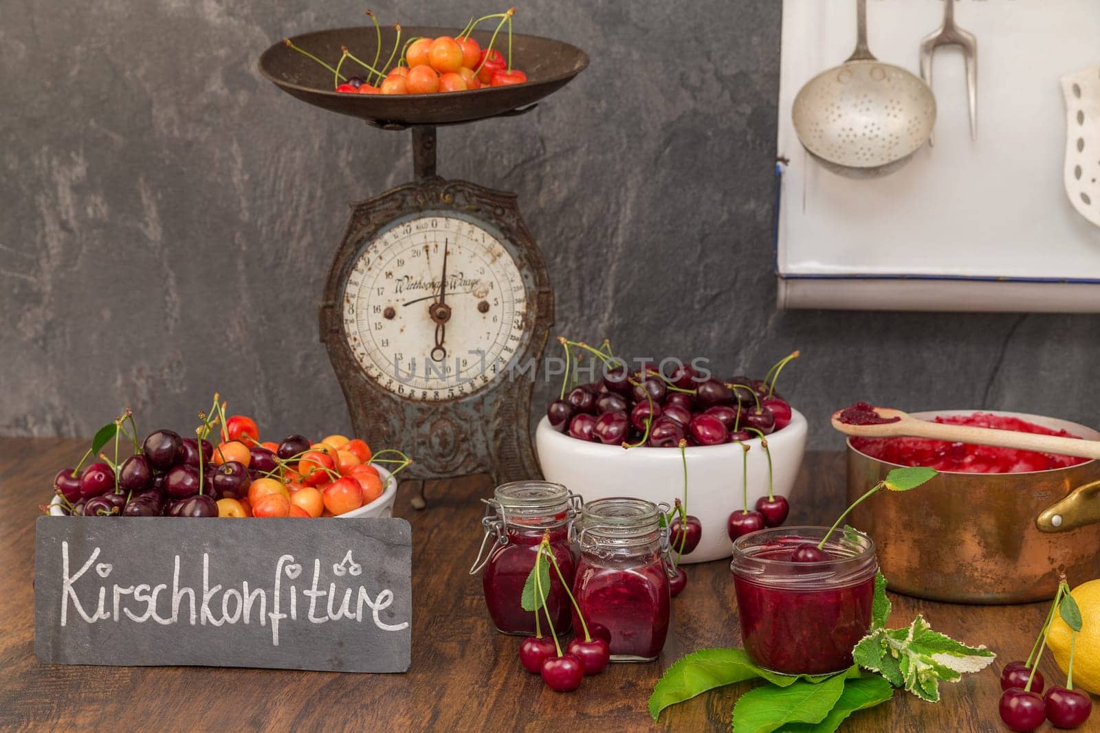 Cook cherry jam