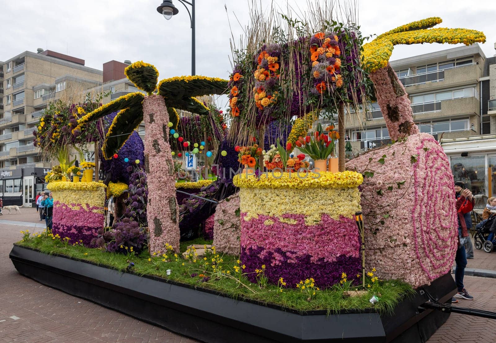 Noordwijk, Netherlands - April 22, 2023: Spectacular flower covered floats in the Bloemencorso Bollenstreek the annual spring flower parade from Noordwijk to Haarlem in the Netherlands.