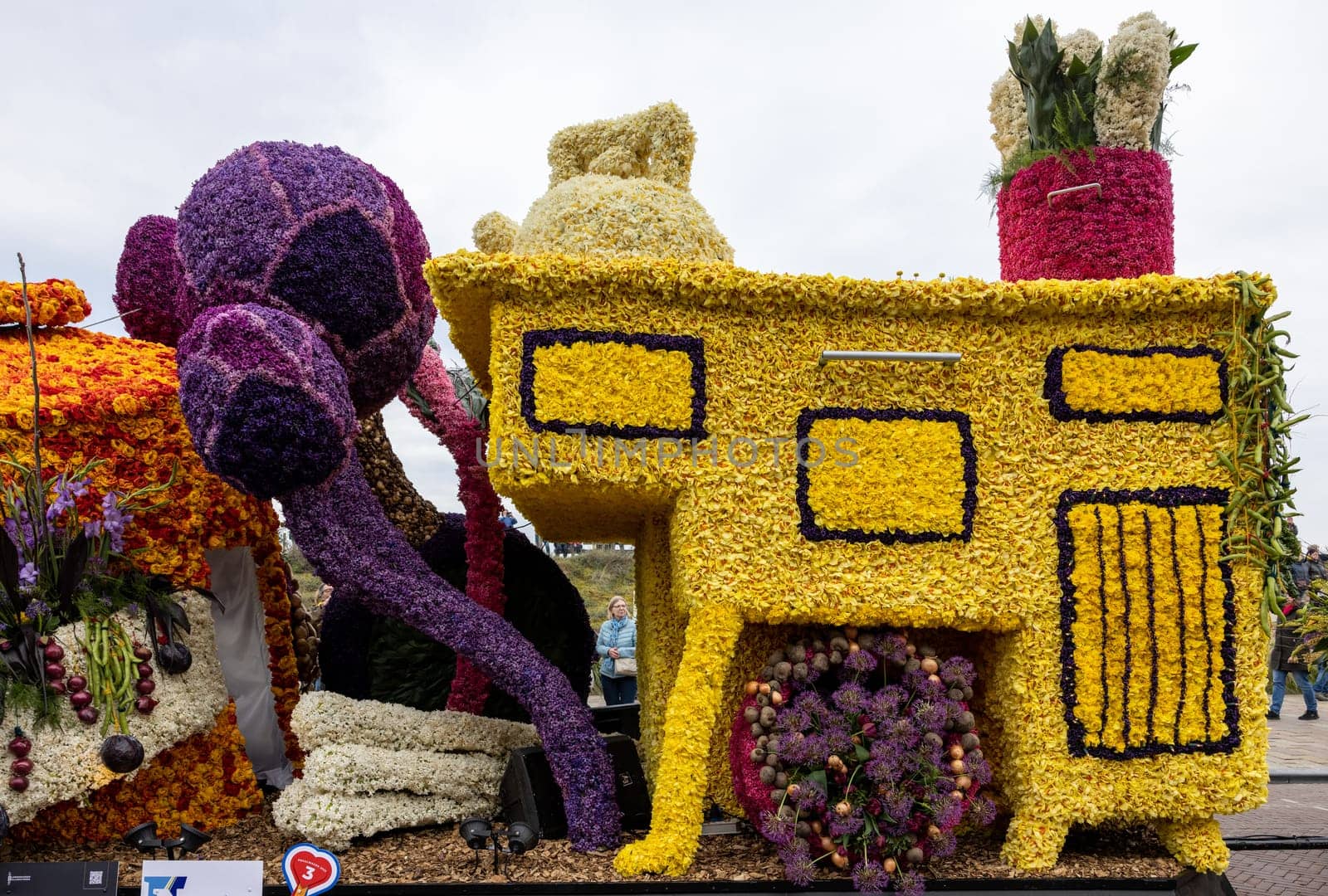 Noordwijk, Netherlands - April 22, 2023: Spectacular flower covered floats in the Bloemencorso Bollenstreek the annual spring flower parade from Noordwijk to Haarlem in the Netherlands.