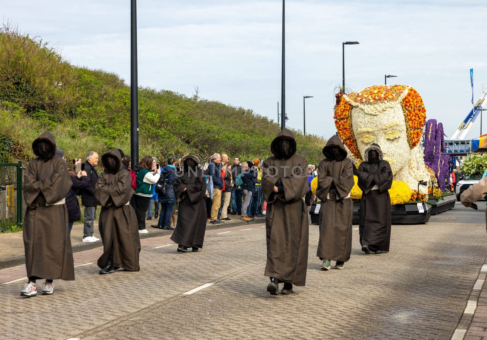 Noordwijk, Netherlands - April 22, 2023: Spectacular flower covered floats in the Bloemencorso Bollenstreek the annual spring flower parade from Noordwijk to Haarlem in the Netherlands.