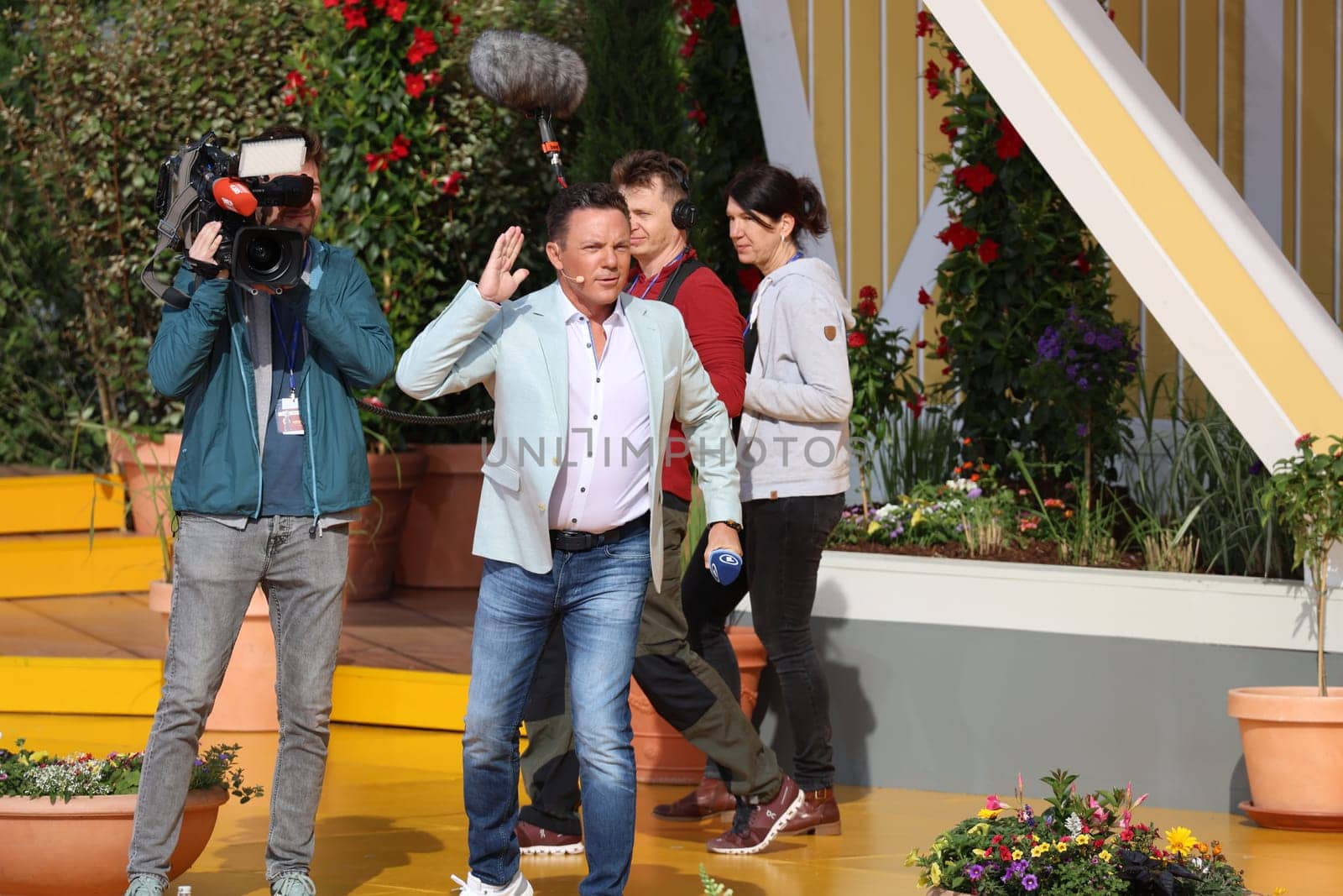 Stefan Mross (singer / presenter / entertainer) in the ARD TV show "Immer wieder sonntags""."
