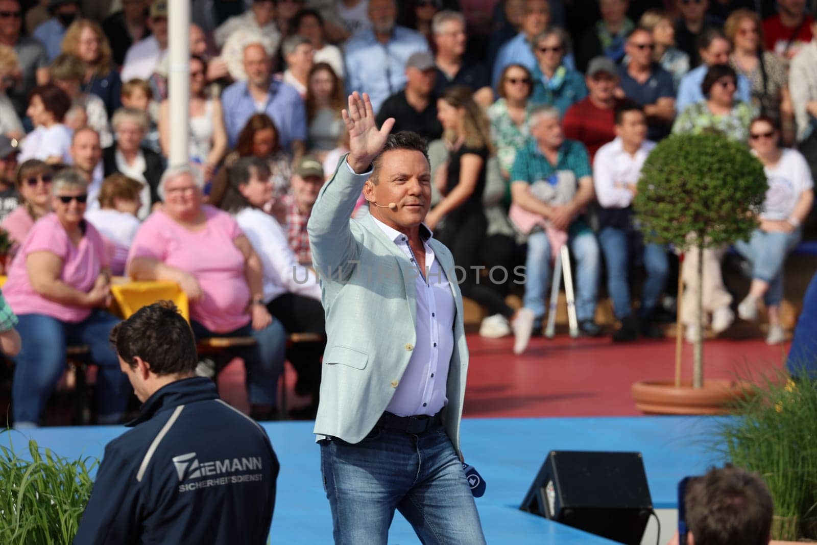 Stefan Mross (singer / presenter / entertainer) in the ARD TV show "Immer wieder sonntags""."