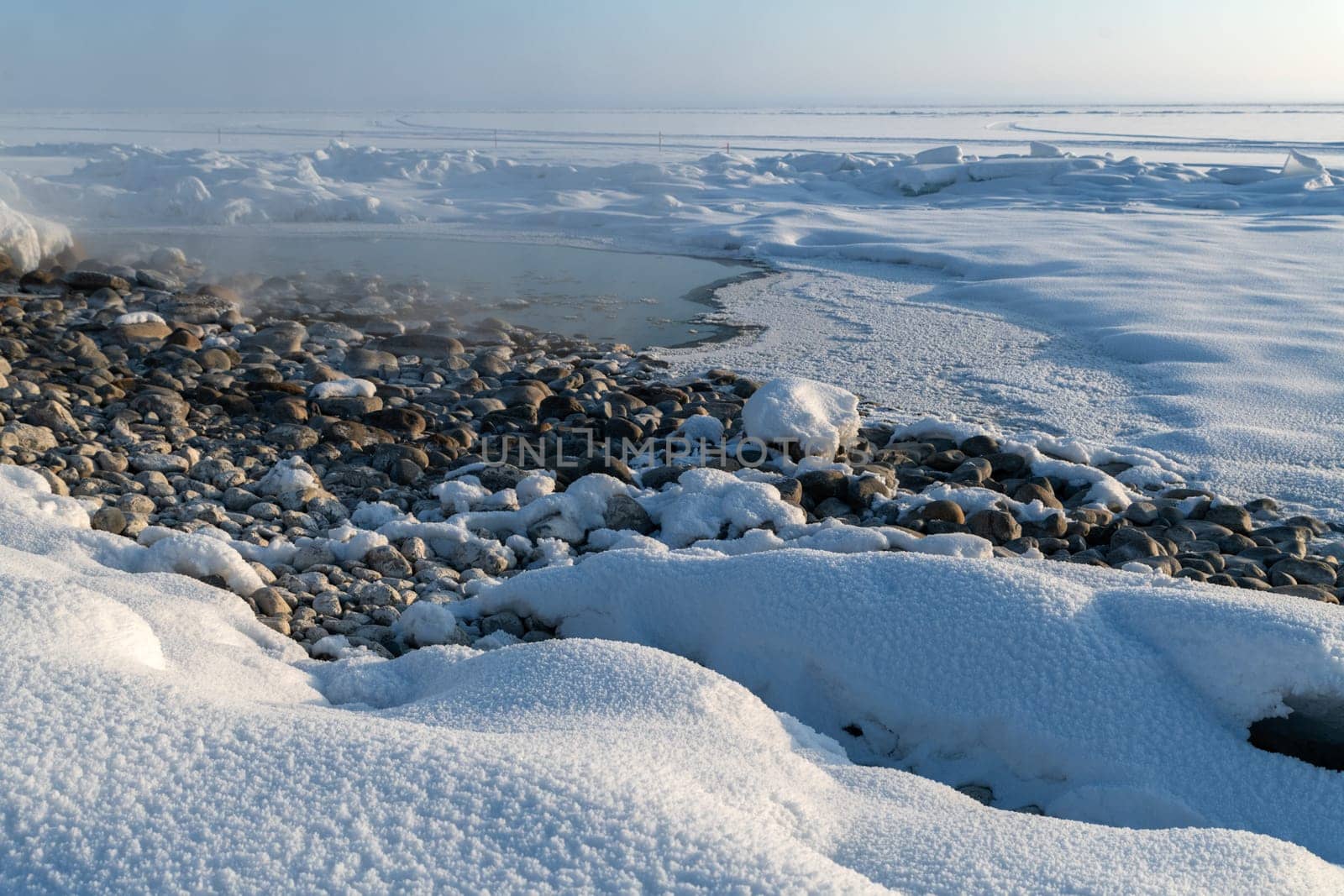 Environnement du lac Baïkal by winter, Sibérie, Russie.
