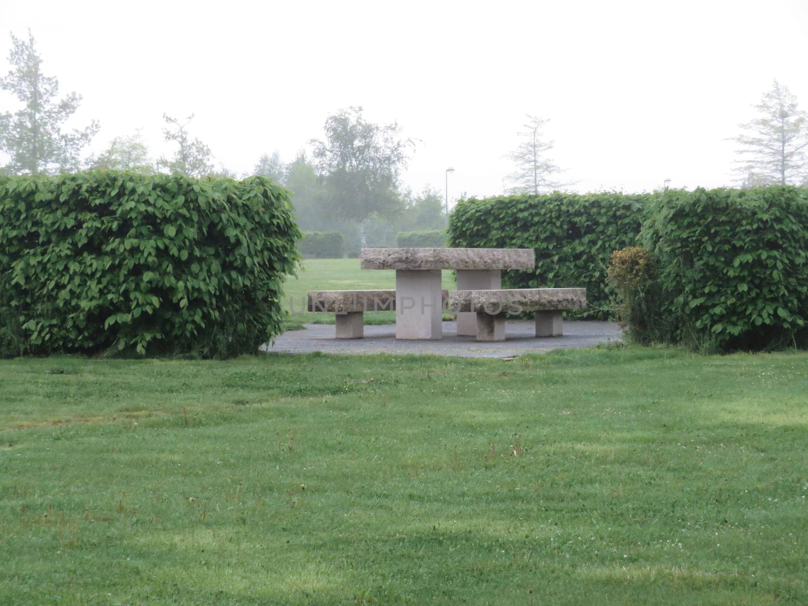 quiet picnic area beautiful natural countryside food table chair