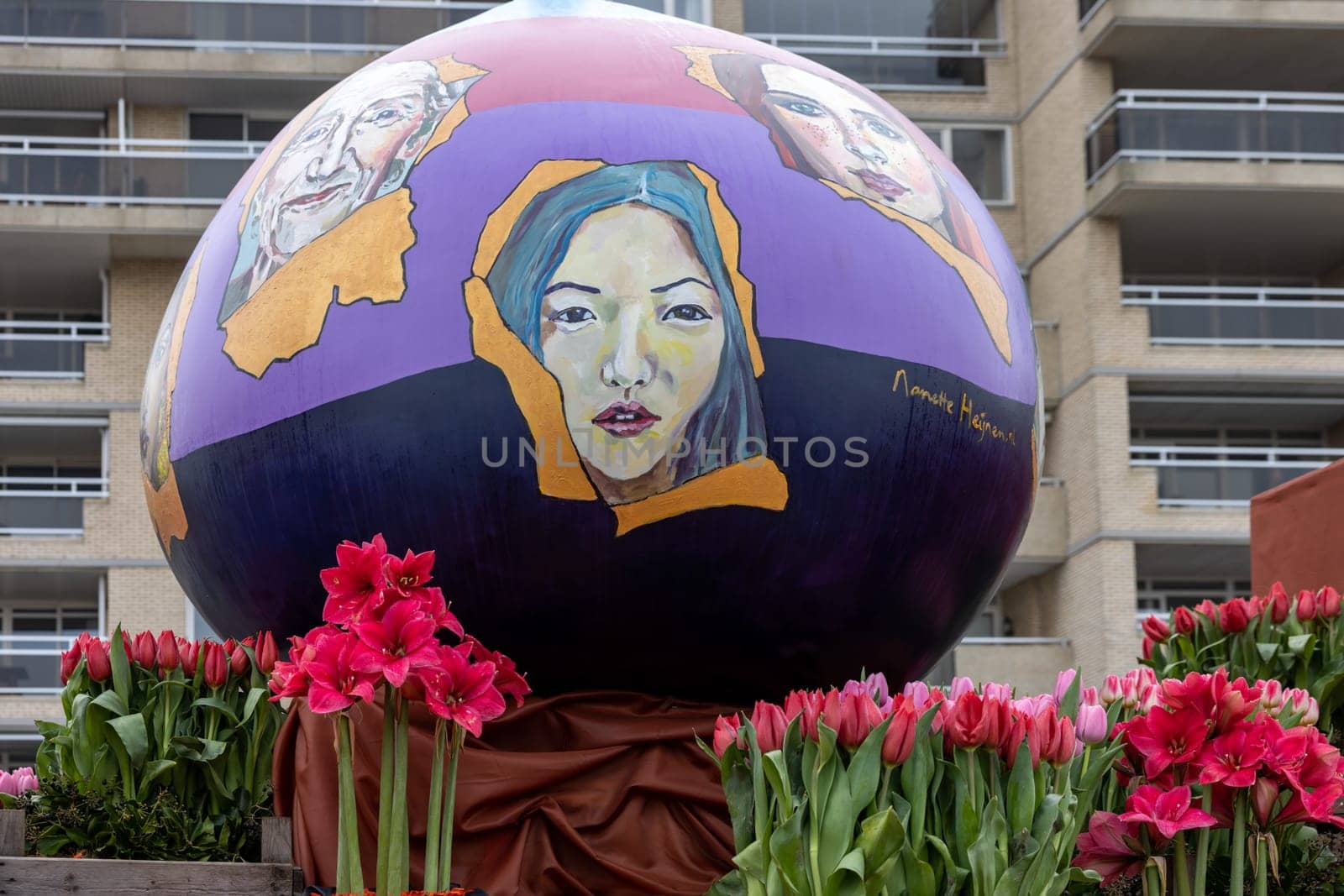 Noordwijk, Netherlands - April 22, 2023: Spectacular flower covered floats in the Bloemencorso Bollenstreek the annual spring flower parade from Noordwijk to Haarlem in the Netherlands.