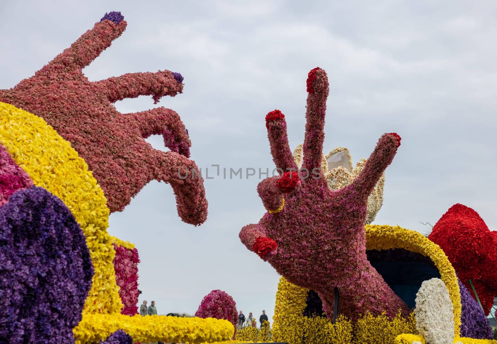 Noordwijk, Netherlands - April 22, 2023: Spectacular flower covered floats in the Bloemencorso Bollenstreek the annual spring flower parade from Noordwijk to Haarlem in the Netherlands.