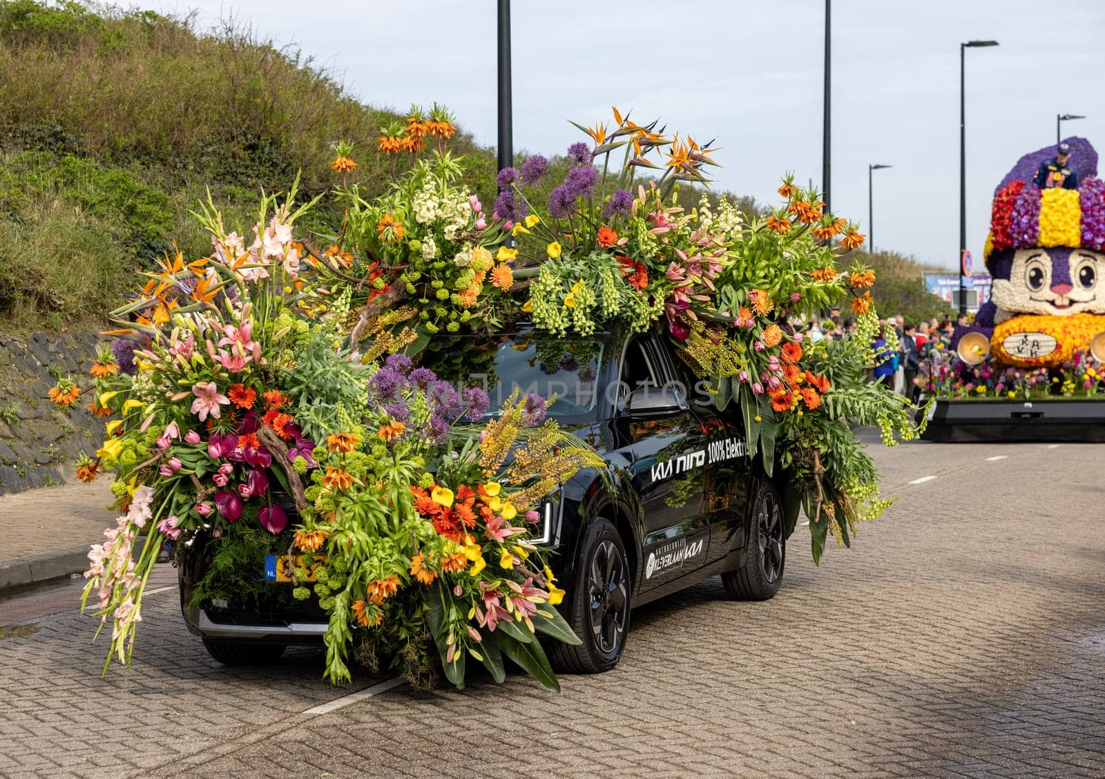 Noordwijk, Netherlands - April 22, 2023: Spectacular flower covered floats in the Bloemencorso Bollenstreek the annual spring flower parade from Noordwijk to Haarlem in the Netherlands.
