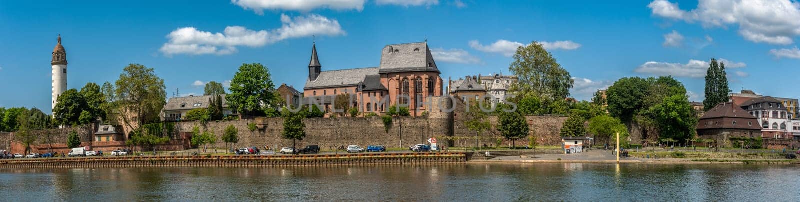 Historic old town of Frankfurt Hoechst on the Main river bank