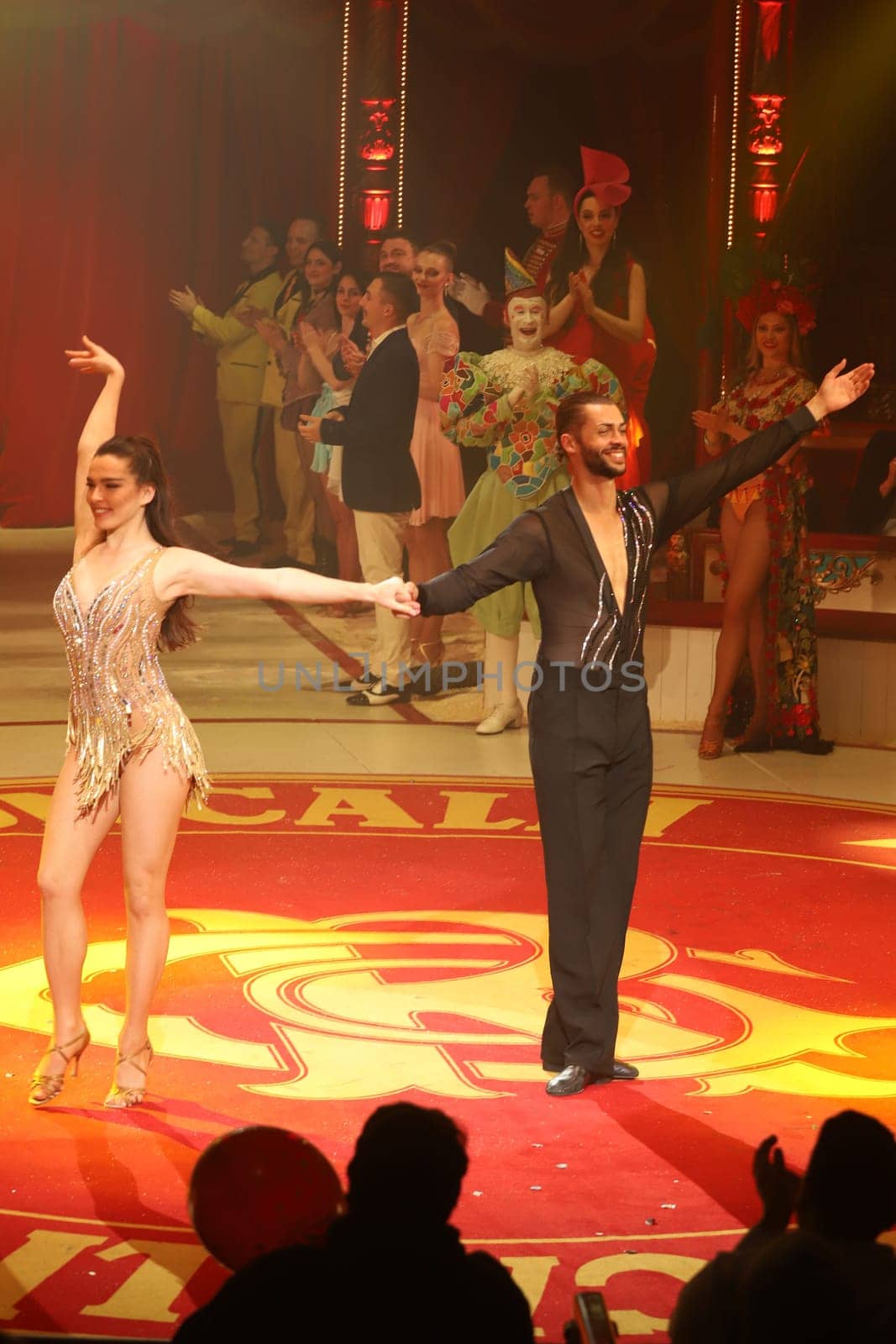 Lili Paul-Roncalli,Dancer, Roncalli Balett, Roncalli - All for ART for All  Show in Hamburg,26.05.2023
