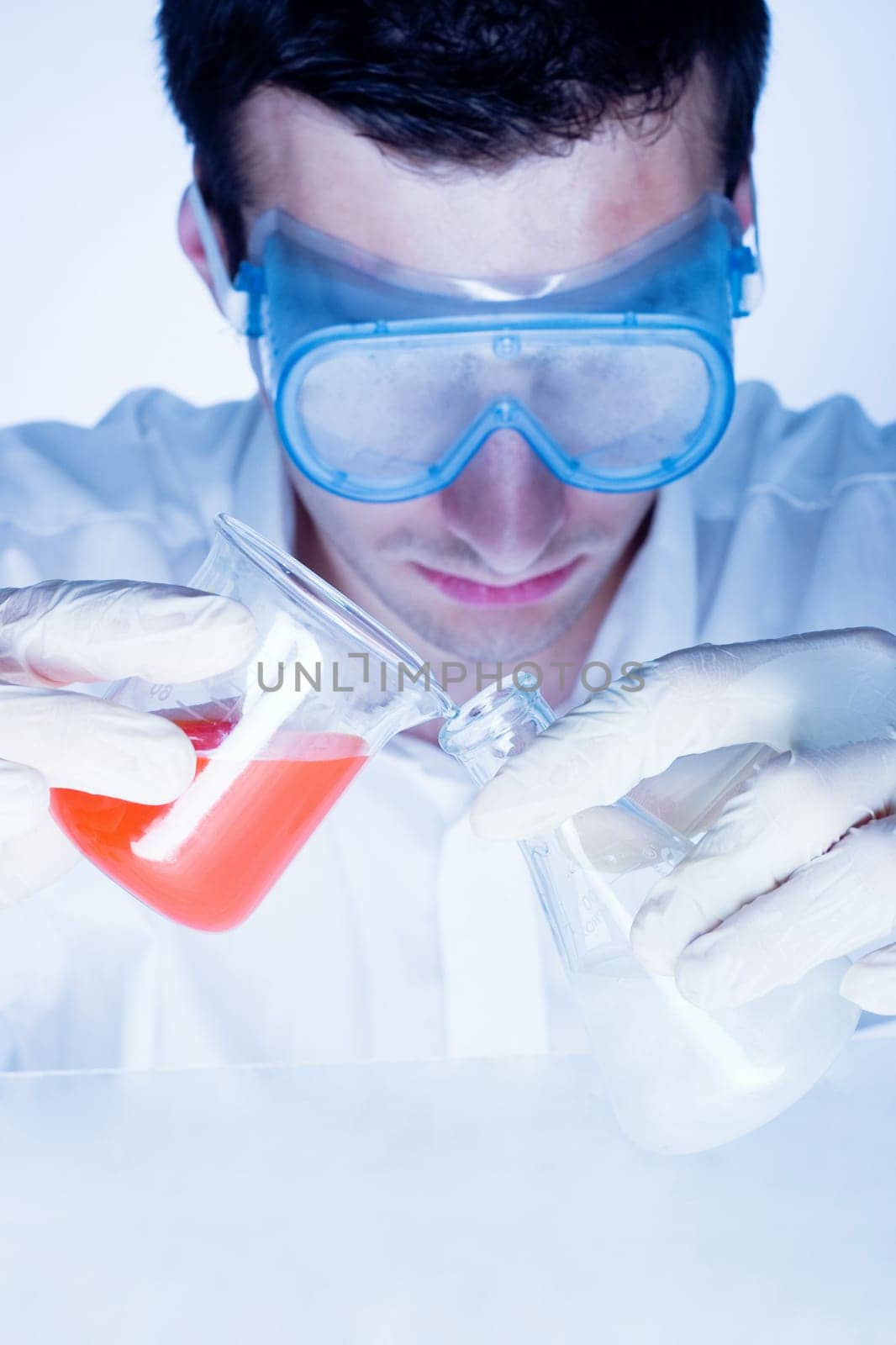 Man working in the chemistry laboratory