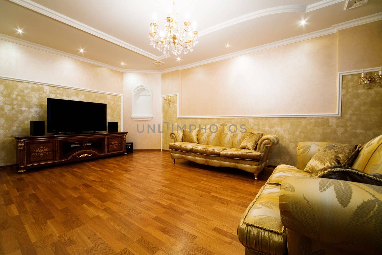 Beautiful divan in a room to rich apartment