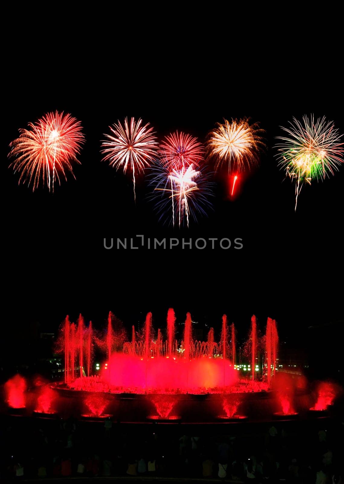 Montjuic (magic) fountain in Barcelona at night
