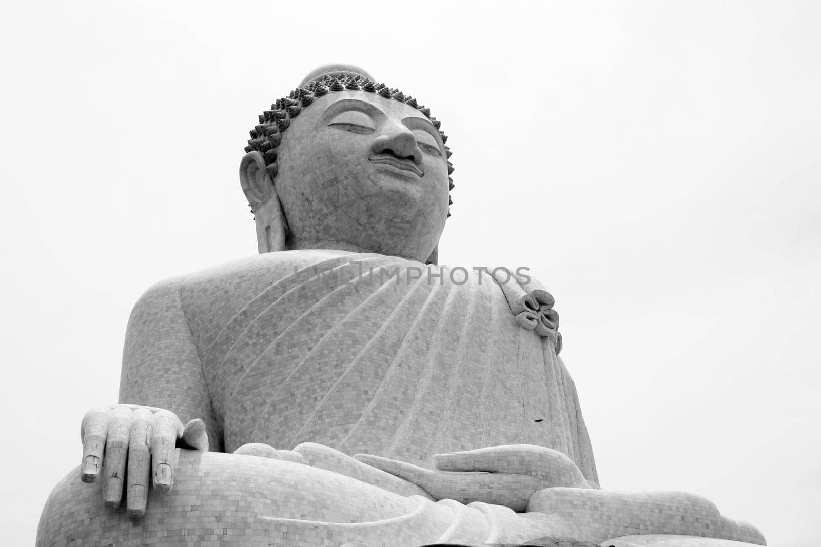 White buddha on top of a mountain in Phulet. Place you must see.