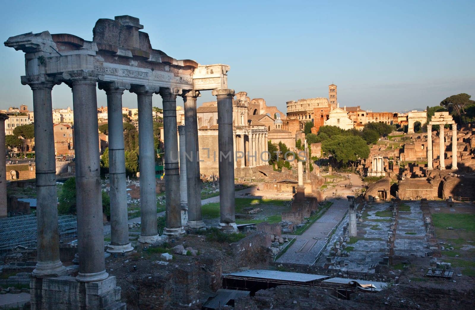 Forum Overview Main Road, Temple of Saturn, Temple of Castor and Pollux, Colosseum Titus Arch Rome Italy
