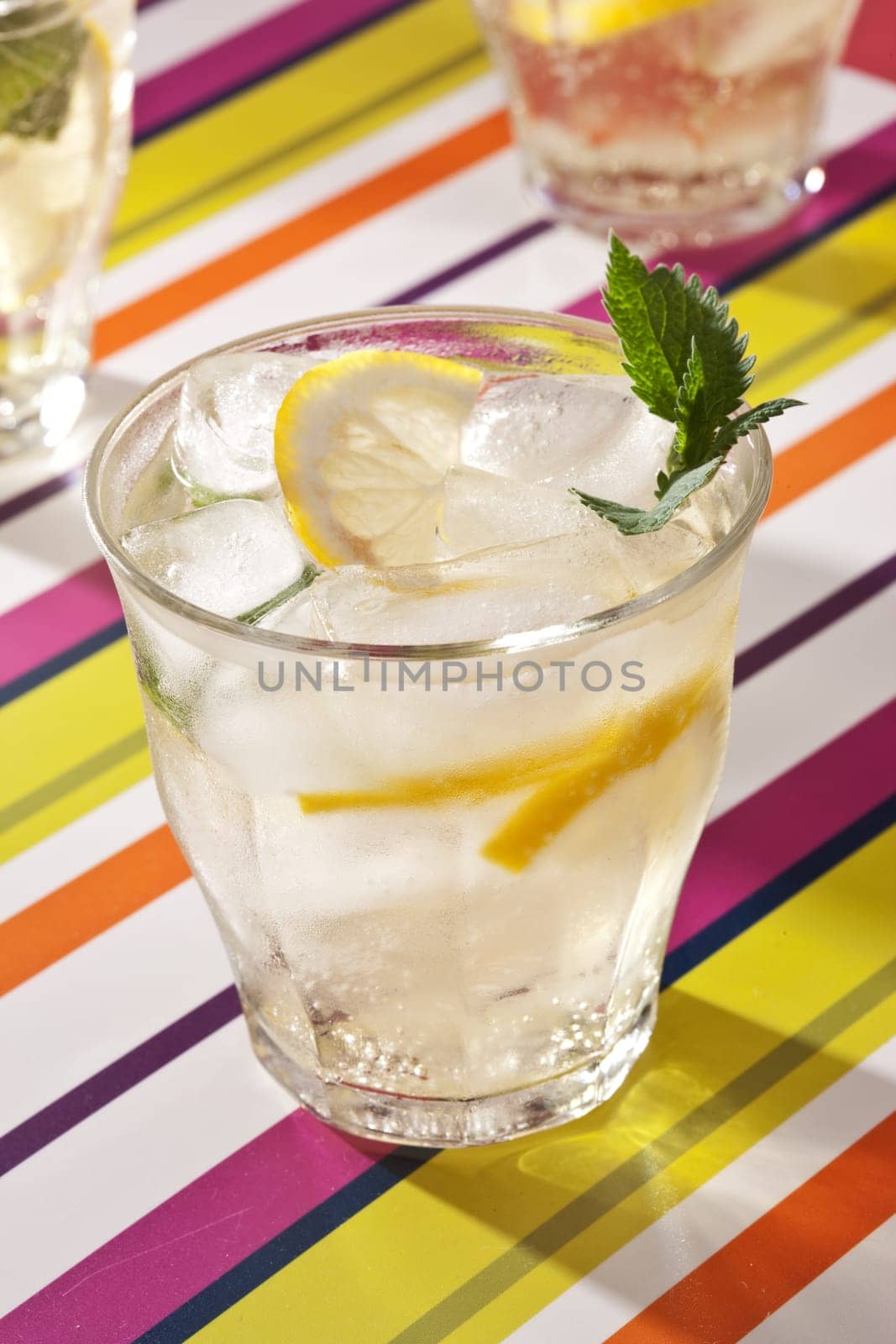 drink series: cold tea with mint and lemon