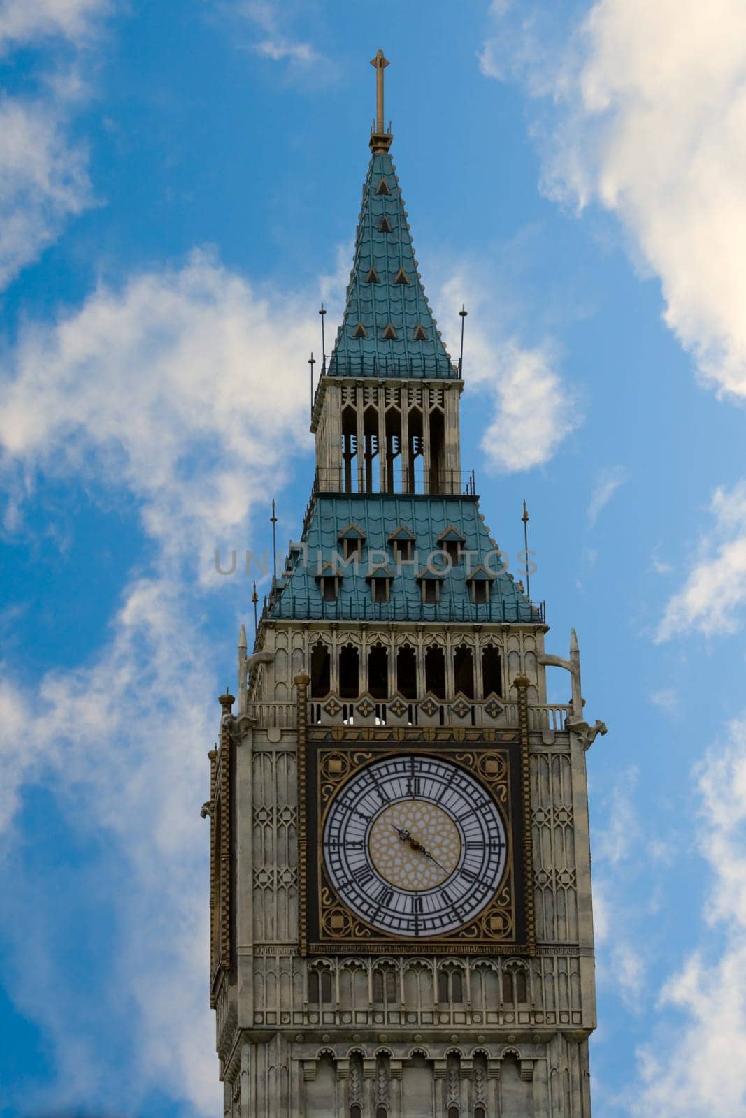 the clock symbol, trip to the city of miniatures, big the ben, tower