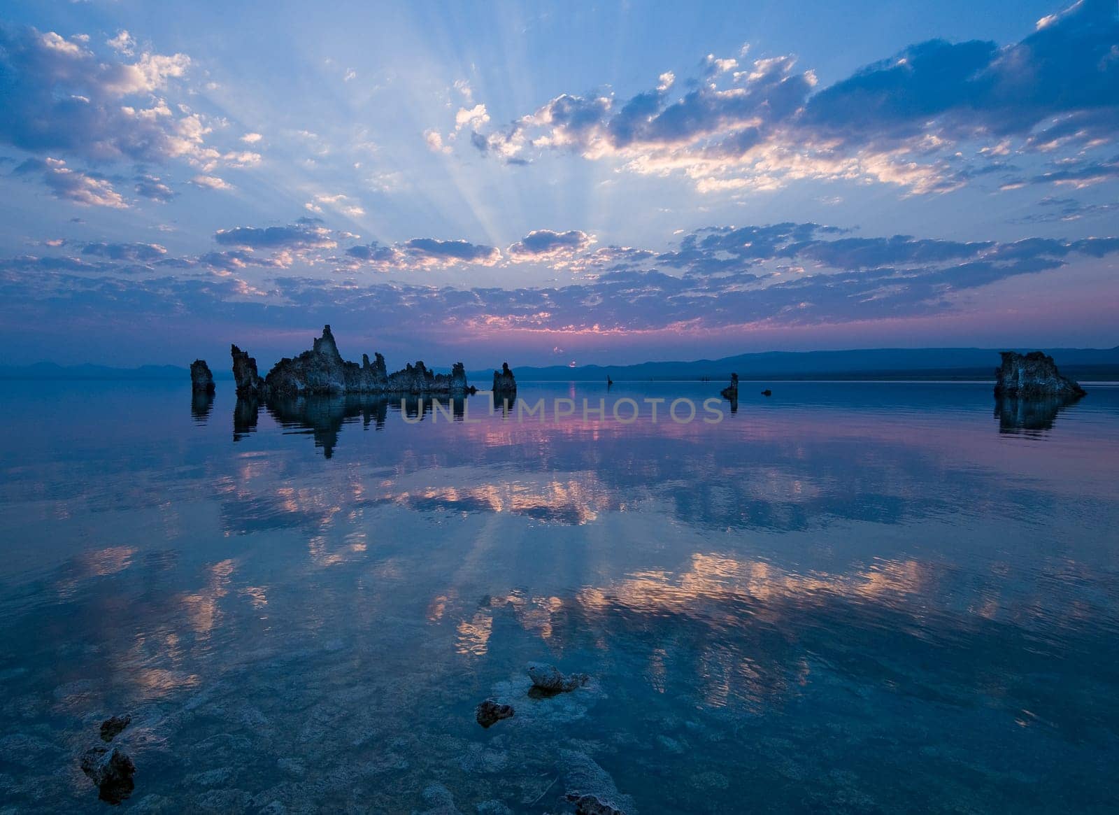 Exposed tufa towers of Mono Lake, California